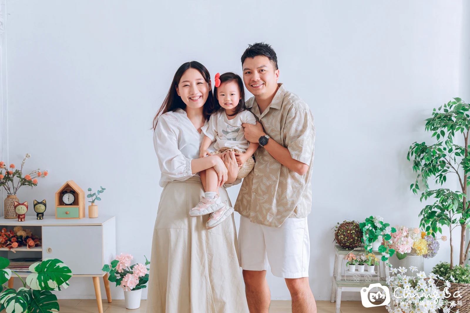 台中攝影棚的家族全家福紀念照