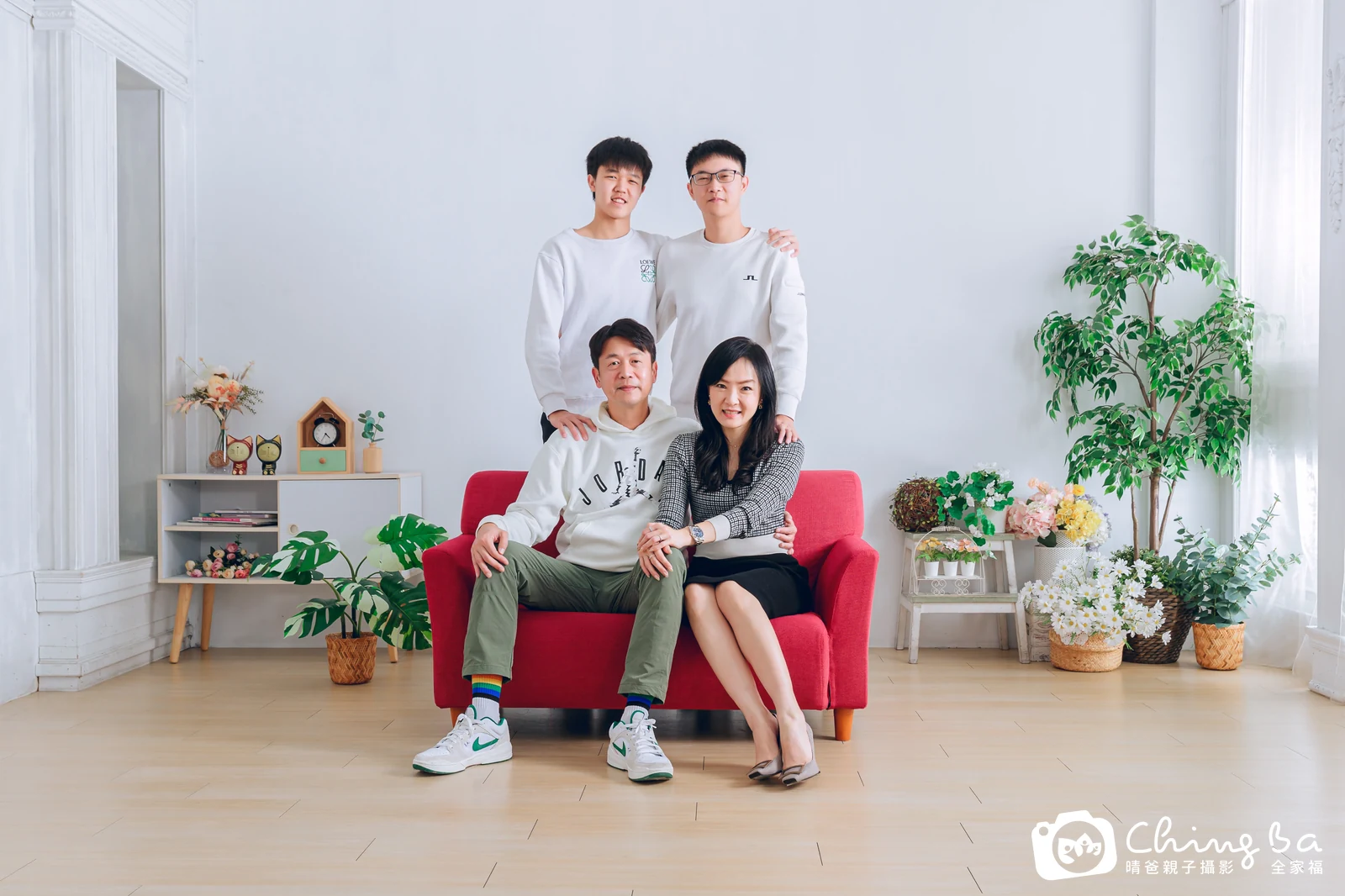 台中攝影棚的家族全家福紀念照