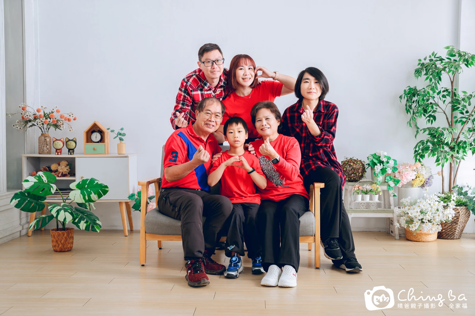家族全家福作品|2025 年冬季|晴爸親子攝影
