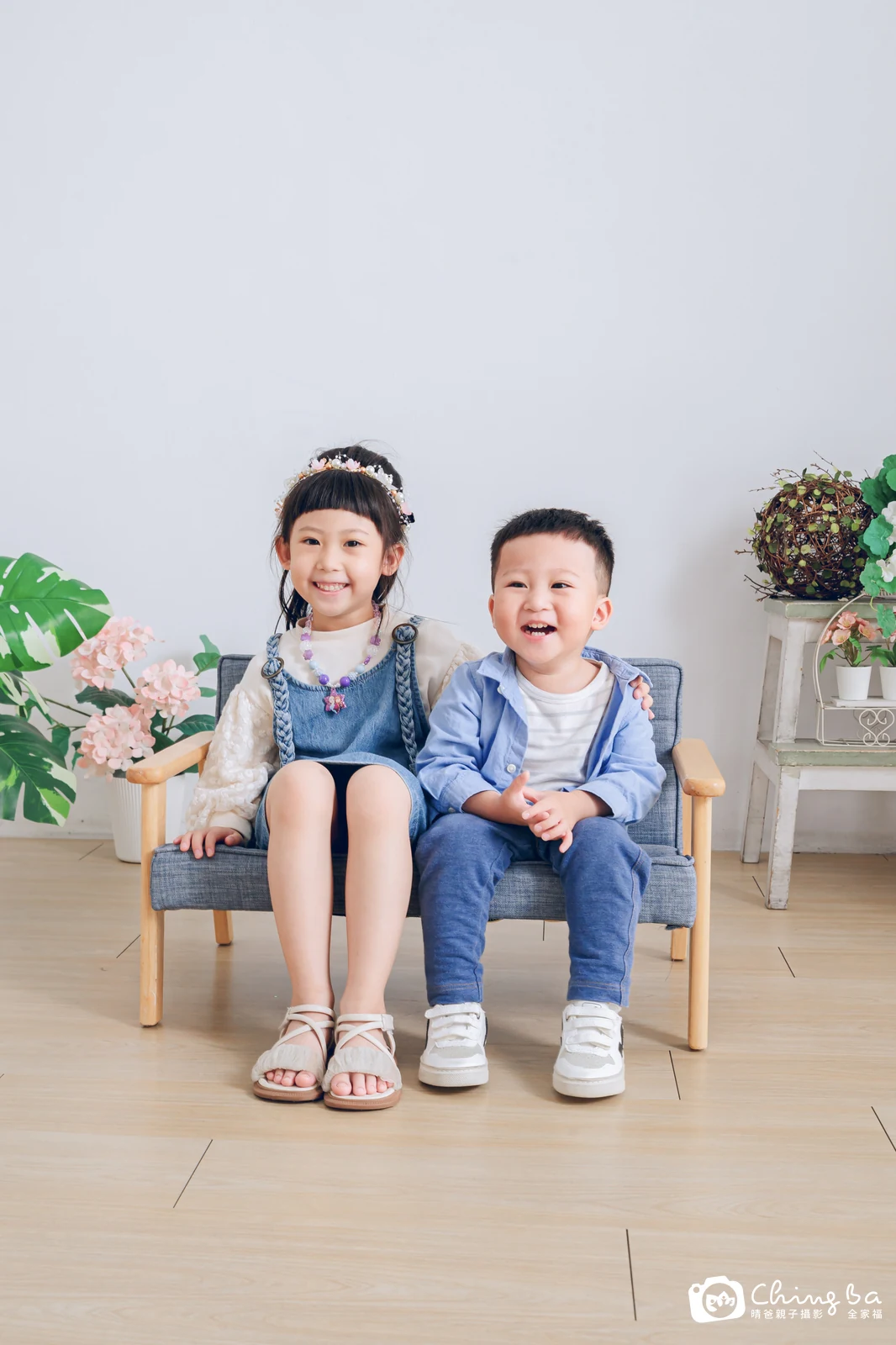 台中攝影棚的家族全家福紀念照