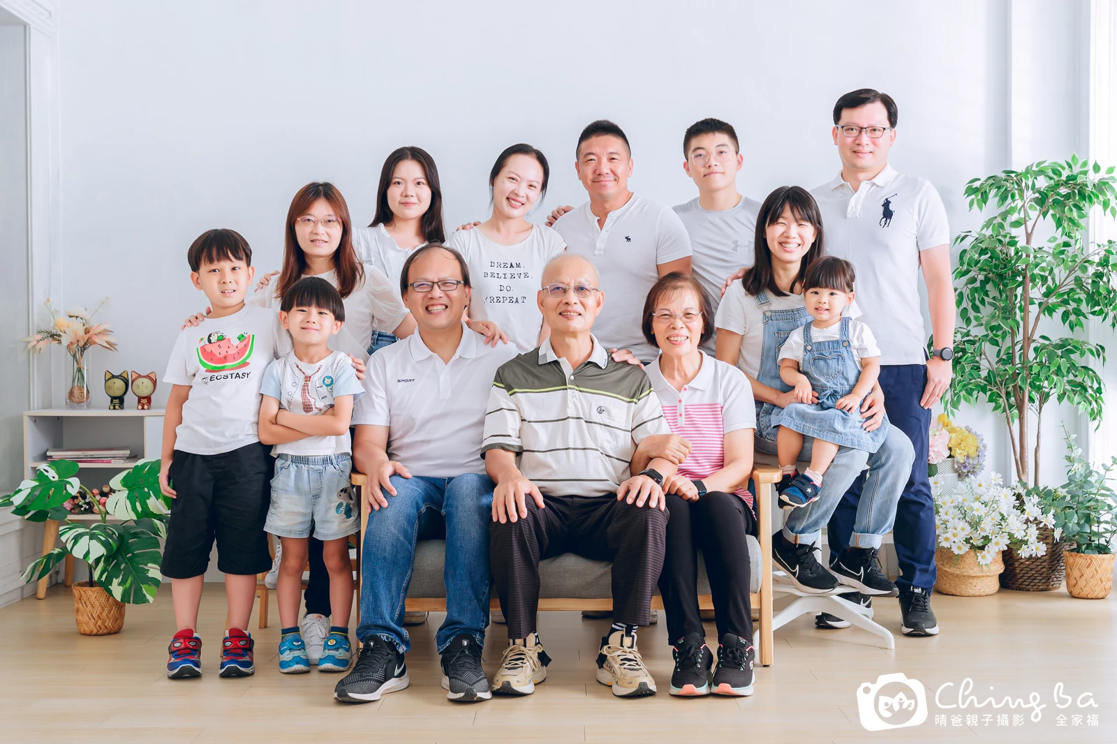 家族全家福作品｜2023 年夏季｜晴爸親子攝影