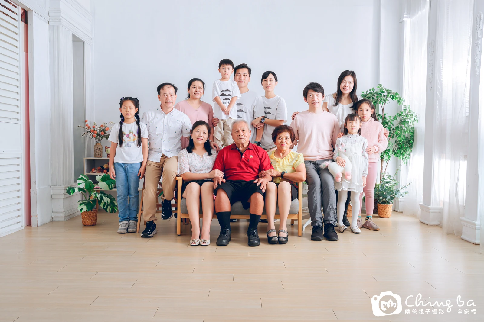 冬天的三代同堂合照｜台中家族全家福｜晴爸親子攝影