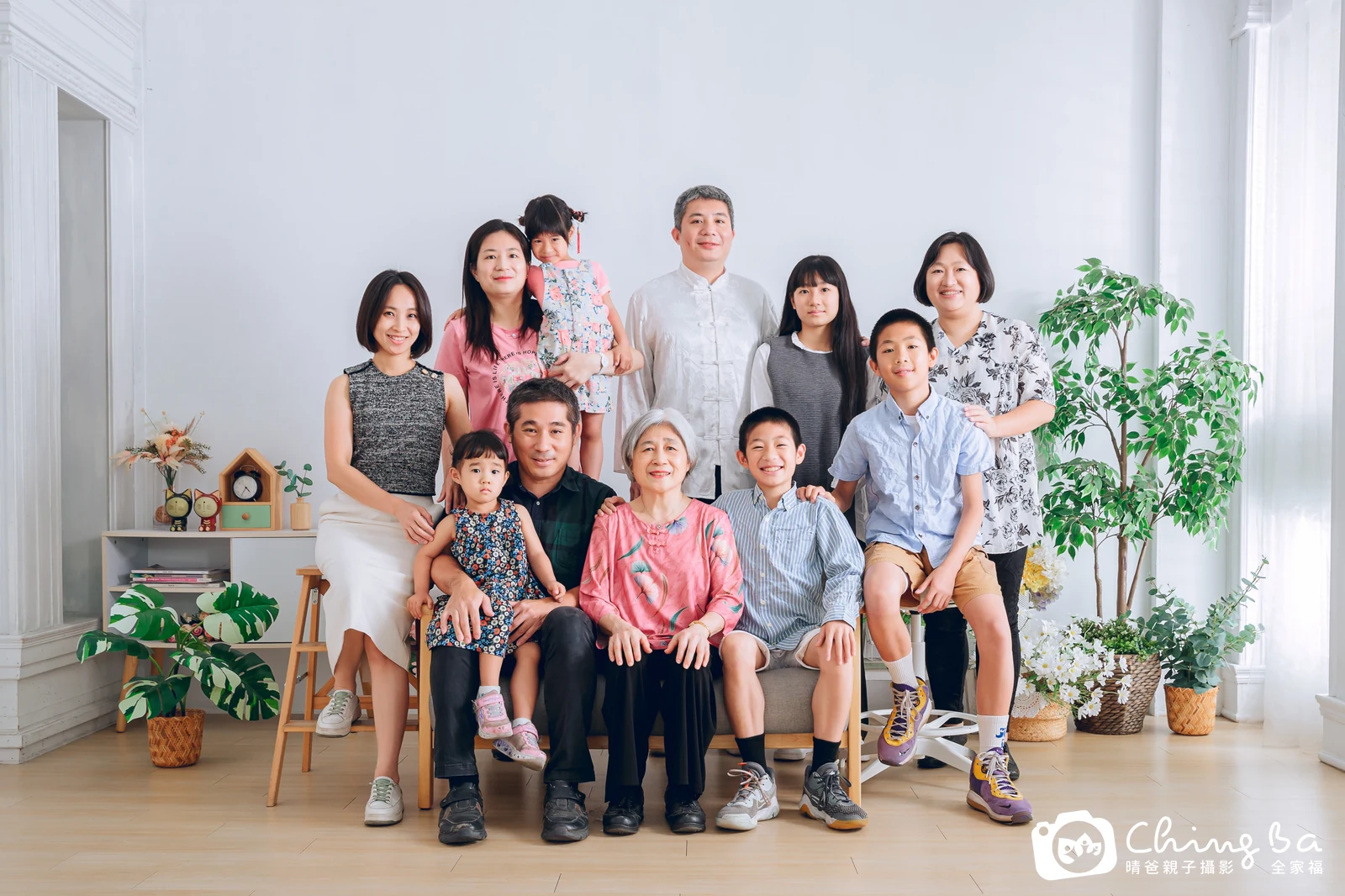 家族全家福作品｜2024 年春季｜晴爸親子攝影