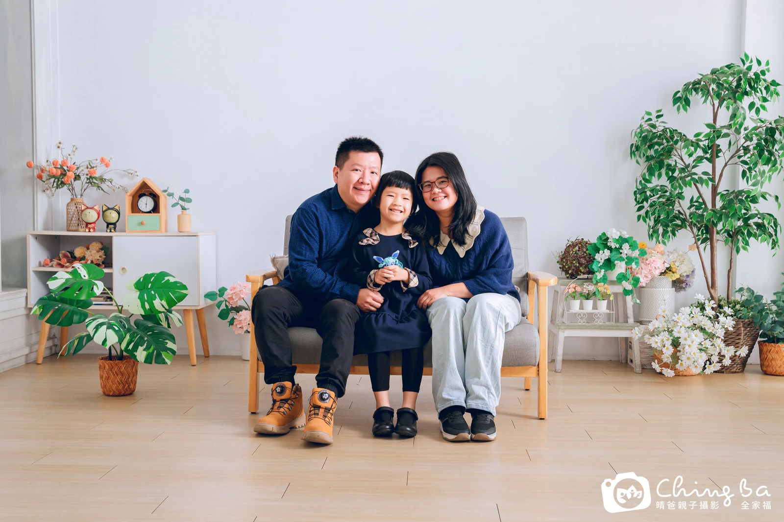台中攝影棚的家族全家福紀念照