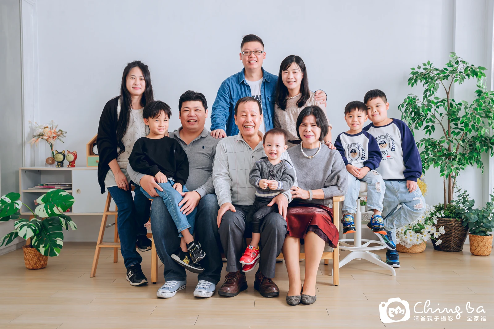 家族全家福作品｜2024 年冬季｜晴爸親子攝影