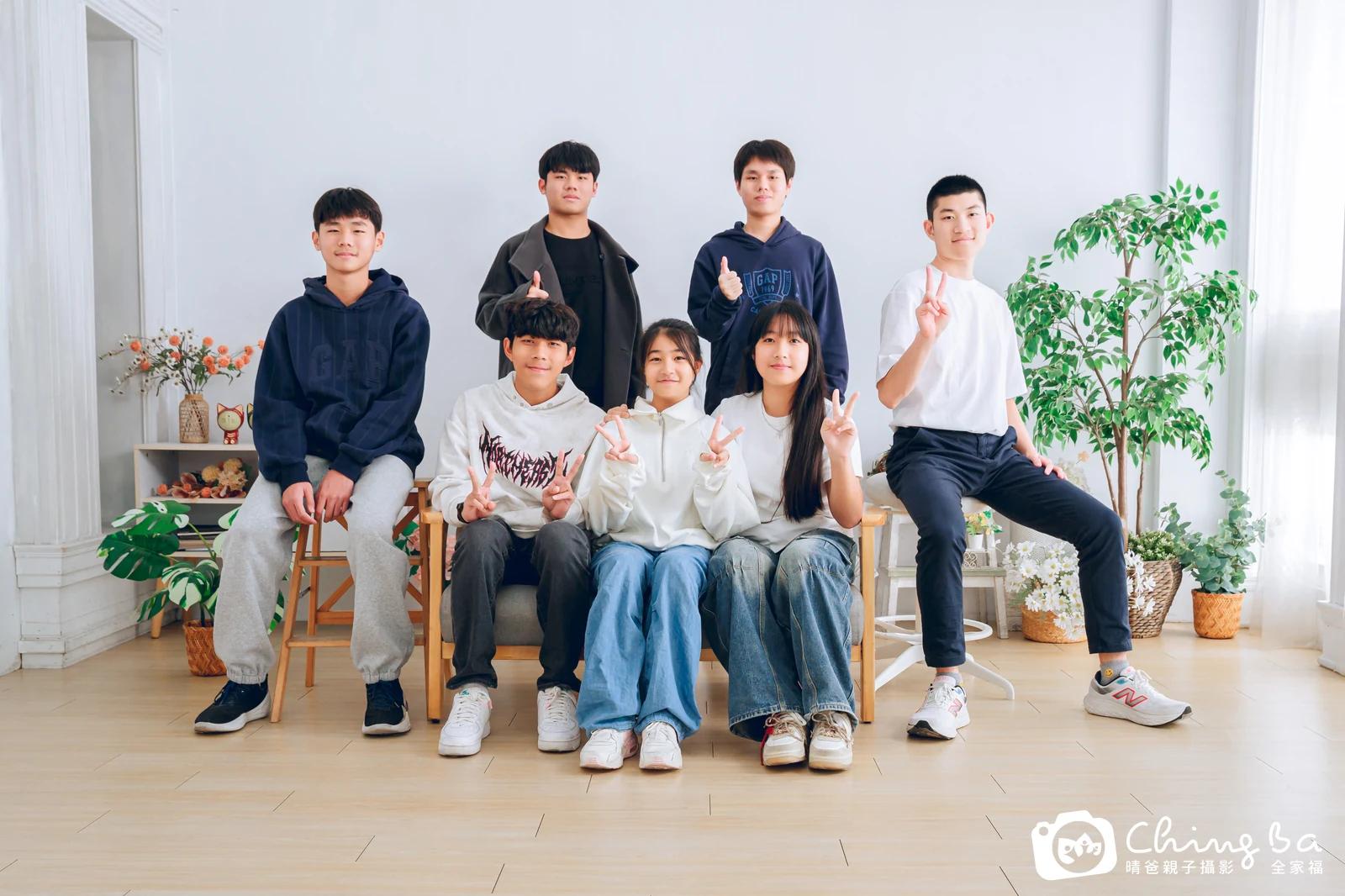 台中攝影棚的家族全家福紀念照