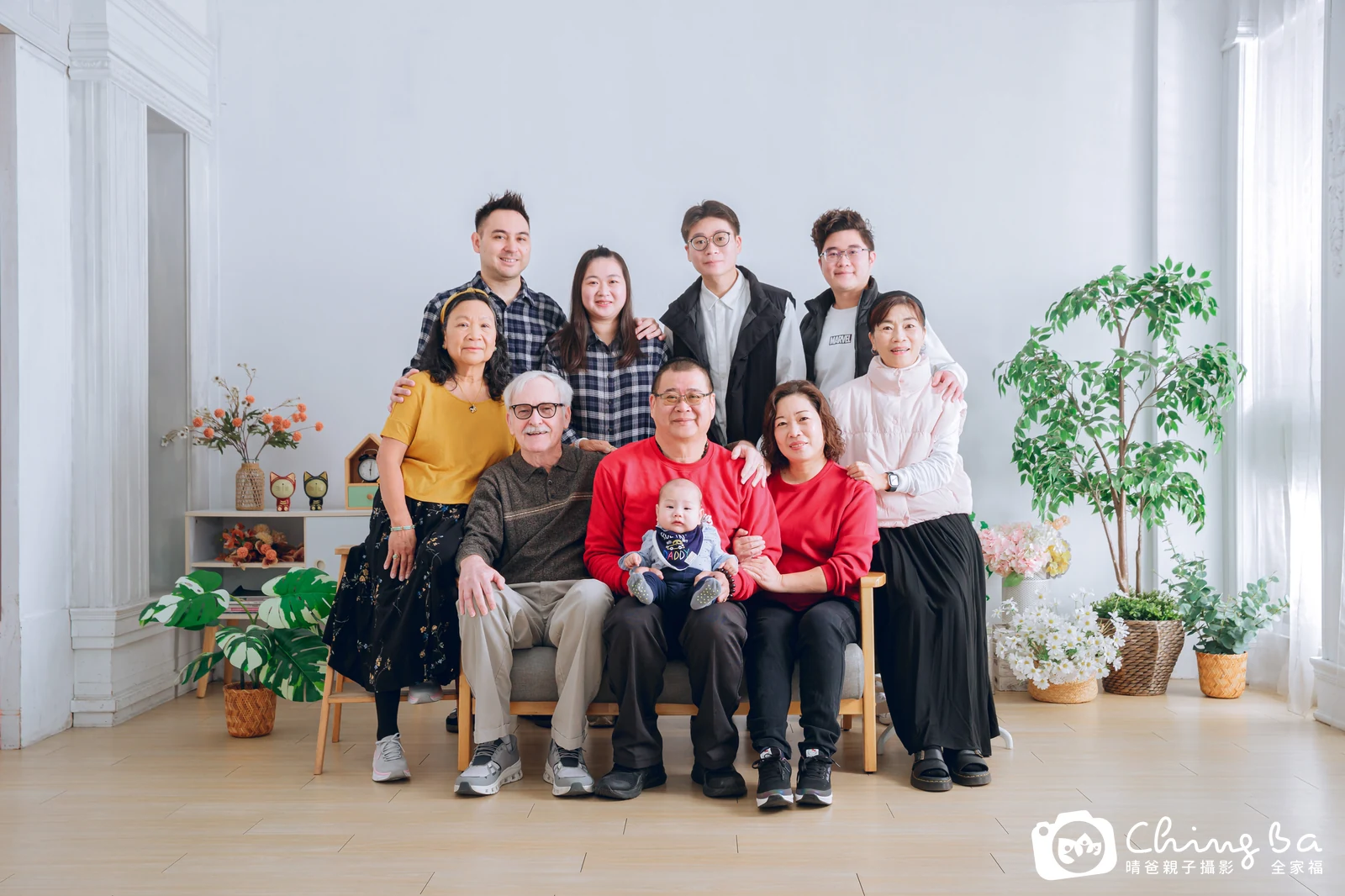 家族全家福作品｜2025 年新春｜晴爸親子攝影