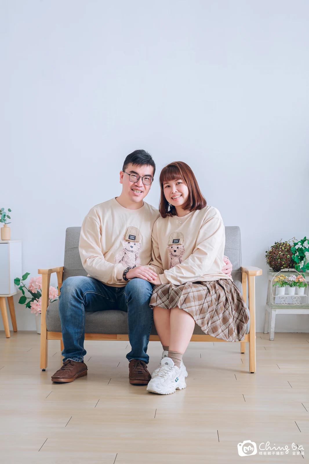 2024 年新春的家族全家福，2 大 2 小