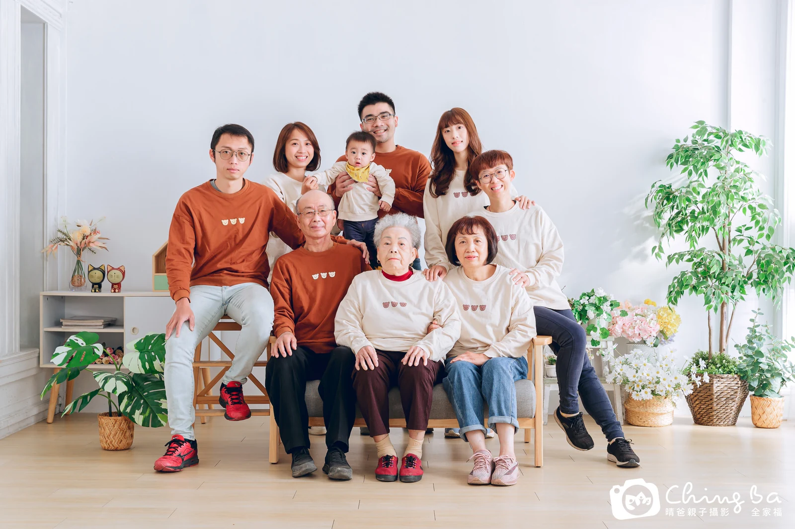 家族全家福作品｜2023 年新春｜晴爸親子攝影