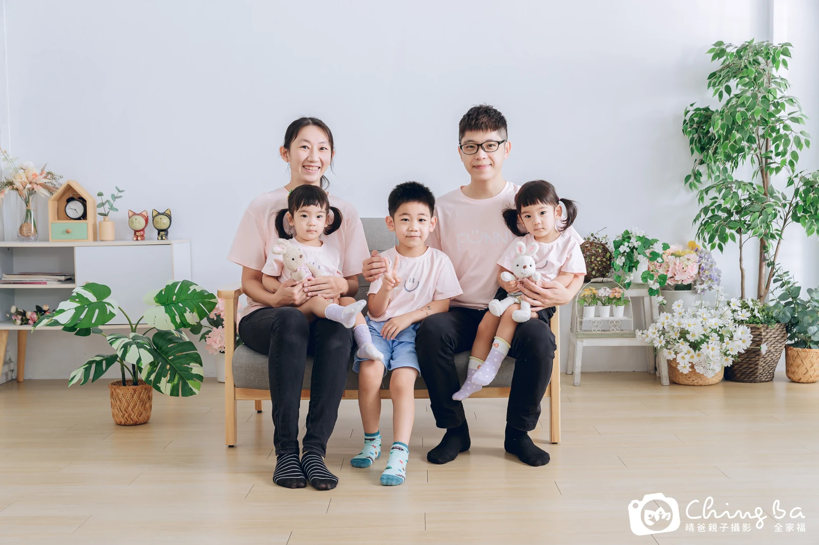 爸媽和孩子們的家庭照｜台中家族全家福｜晴爸親子攝影