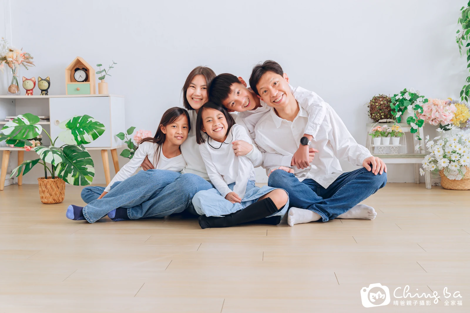 台中攝影棚的家族全家福紀念照
