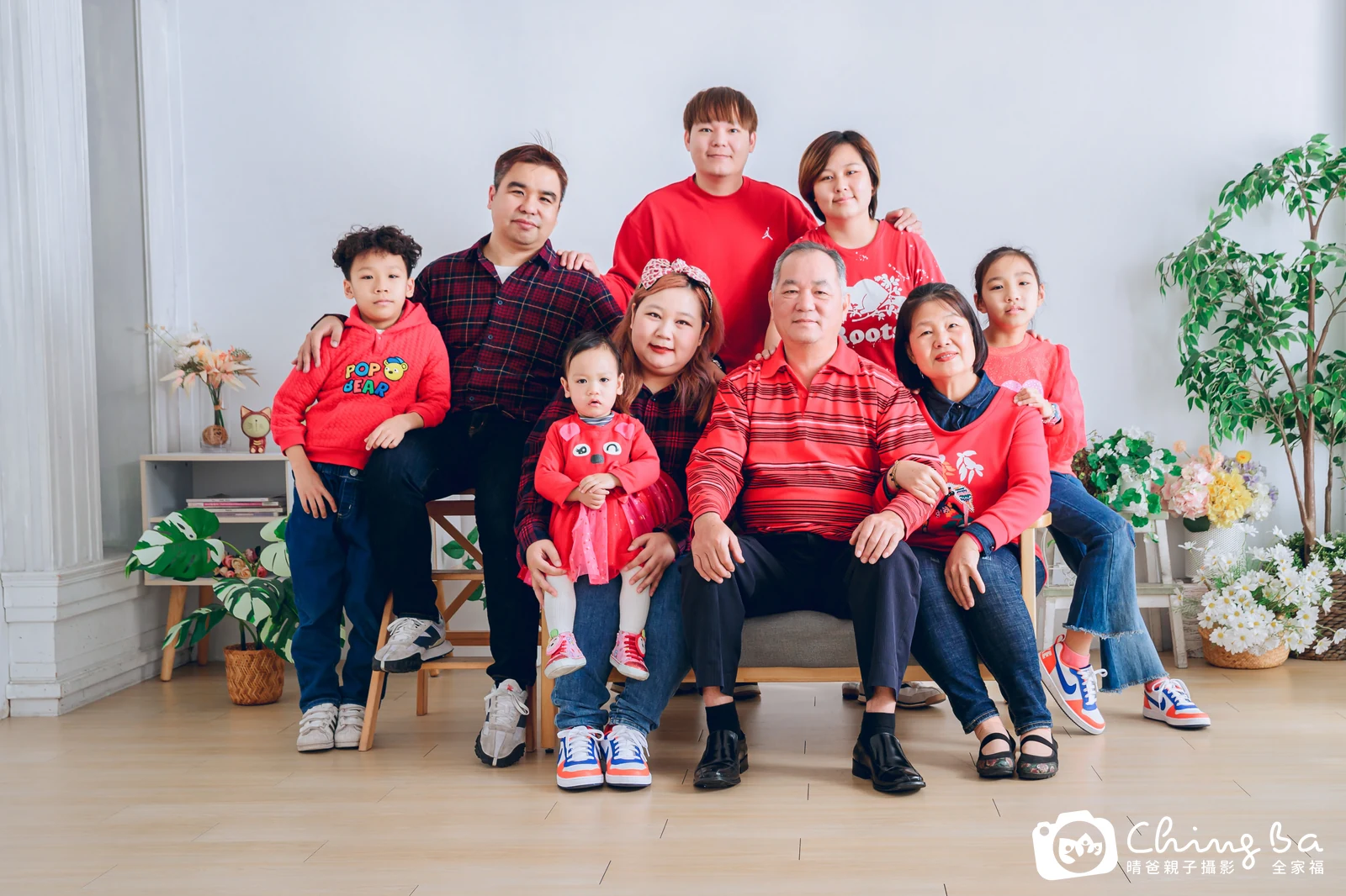 家族全家福作品|2024 年新春|晴爸親子攝影