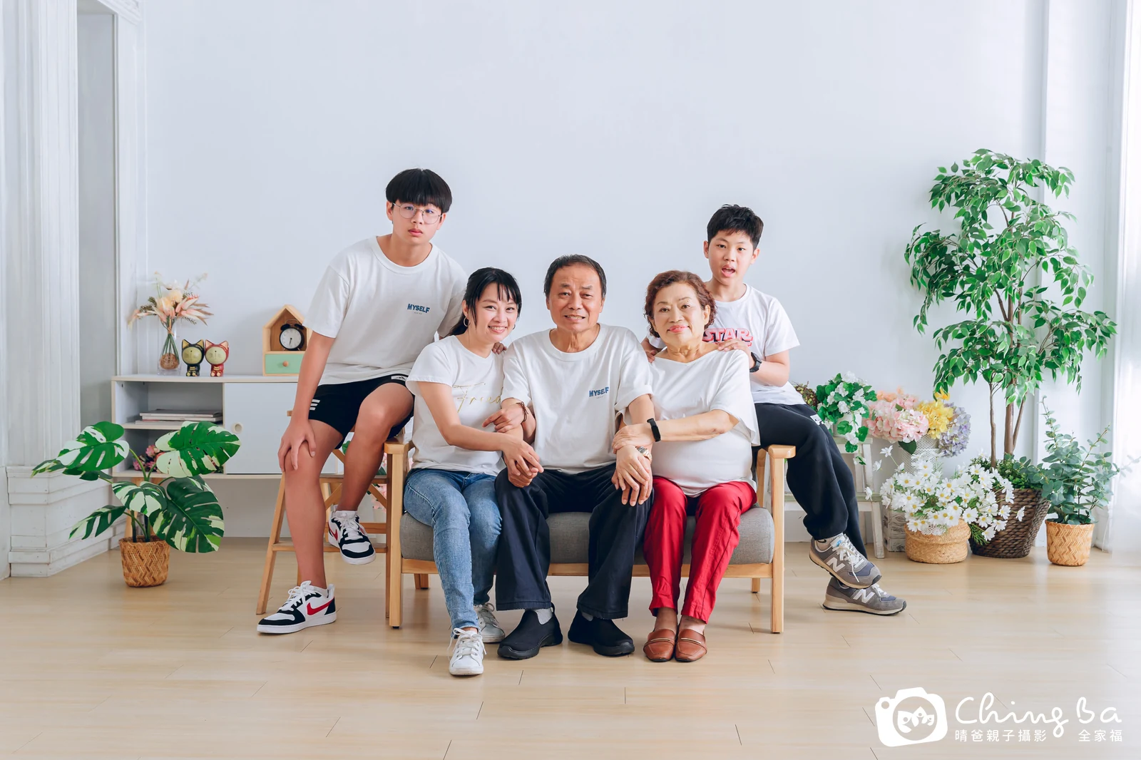 家族全家福作品｜2023 年春季｜晴爸親子攝影