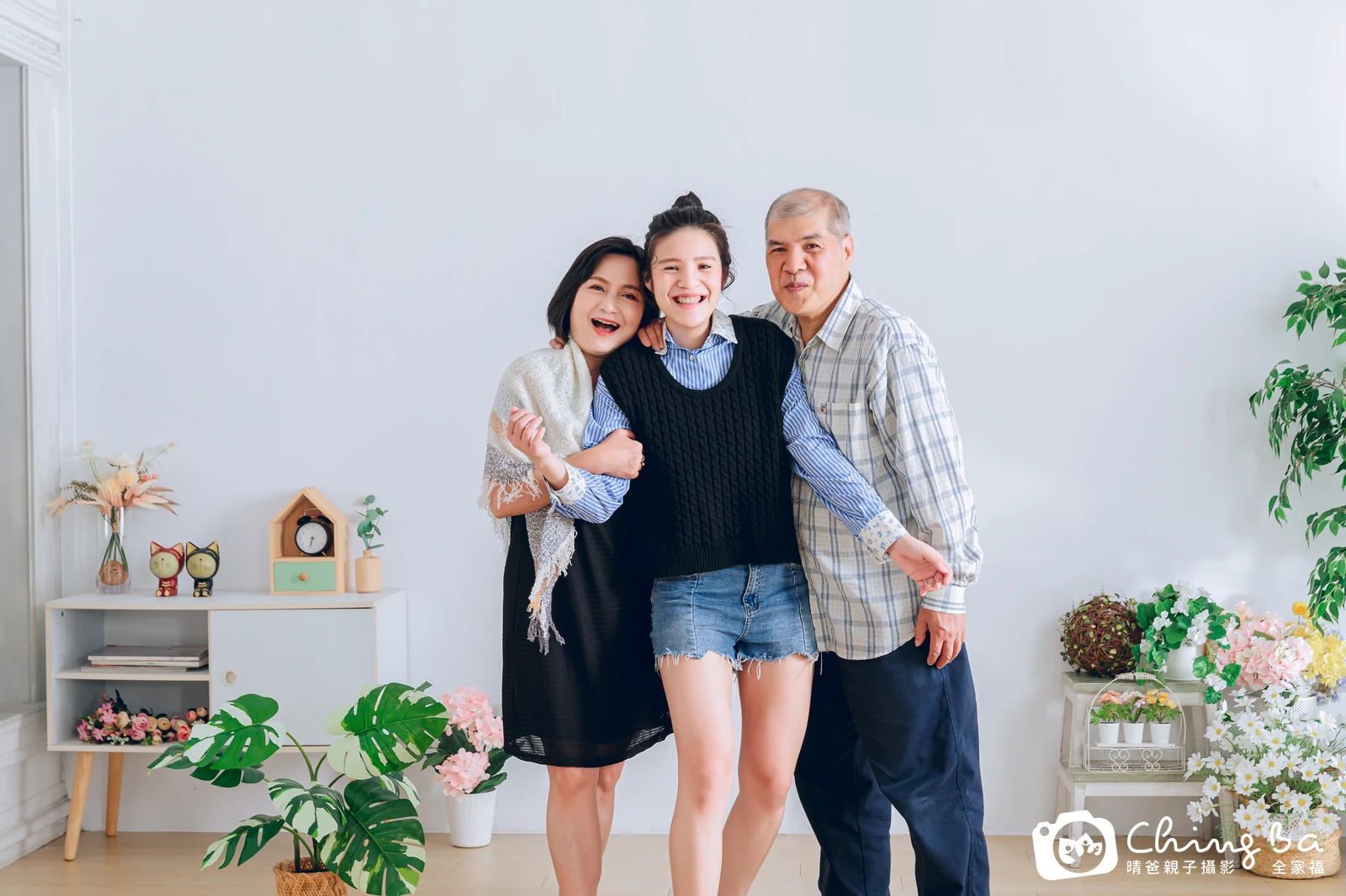 台中攝影棚的家族全家福紀念照