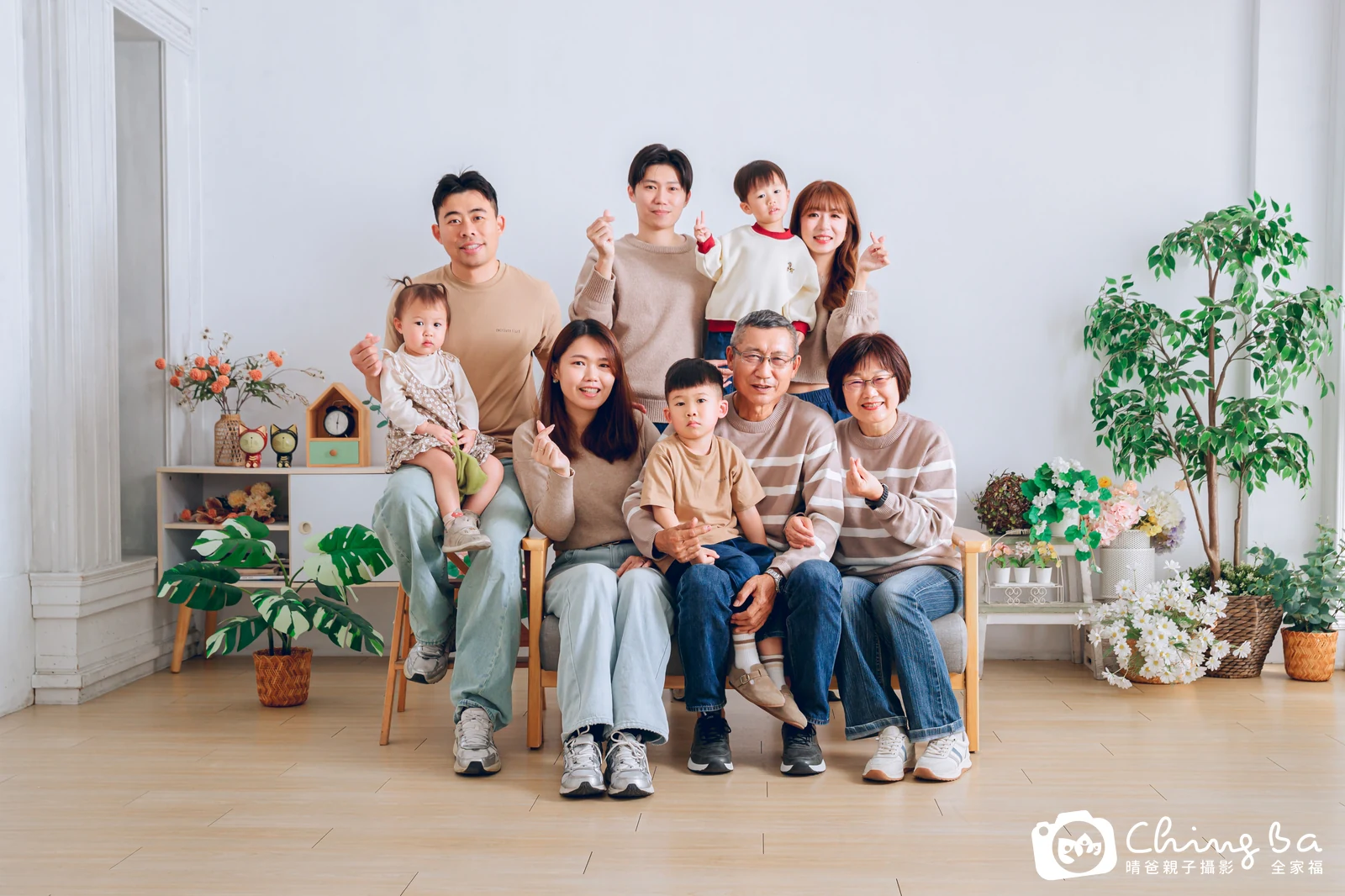 家族全家福作品｜2026 年新春｜晴爸親子攝影