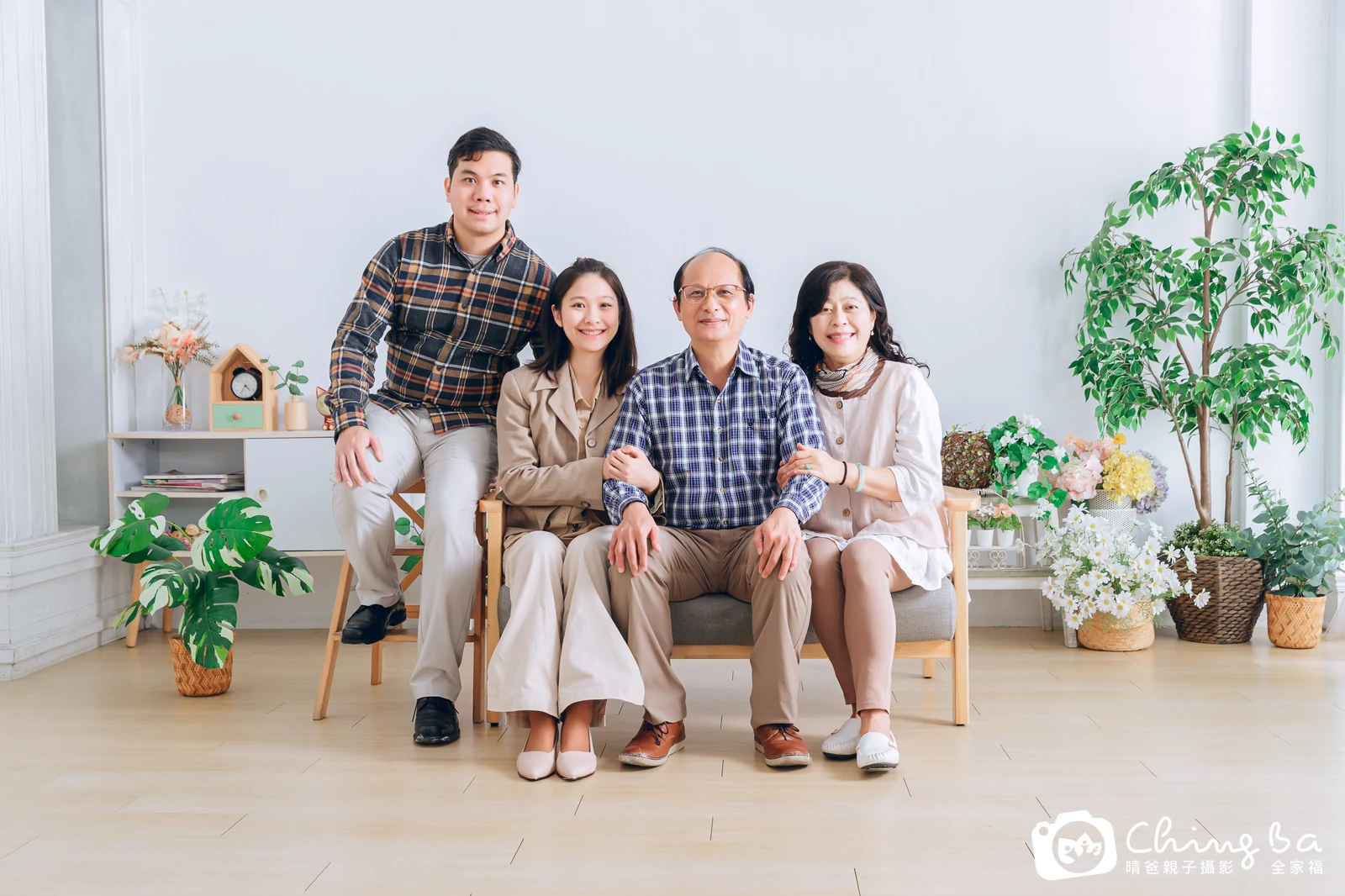 家族全家福作品｜2023 年冬季｜晴爸親子攝影