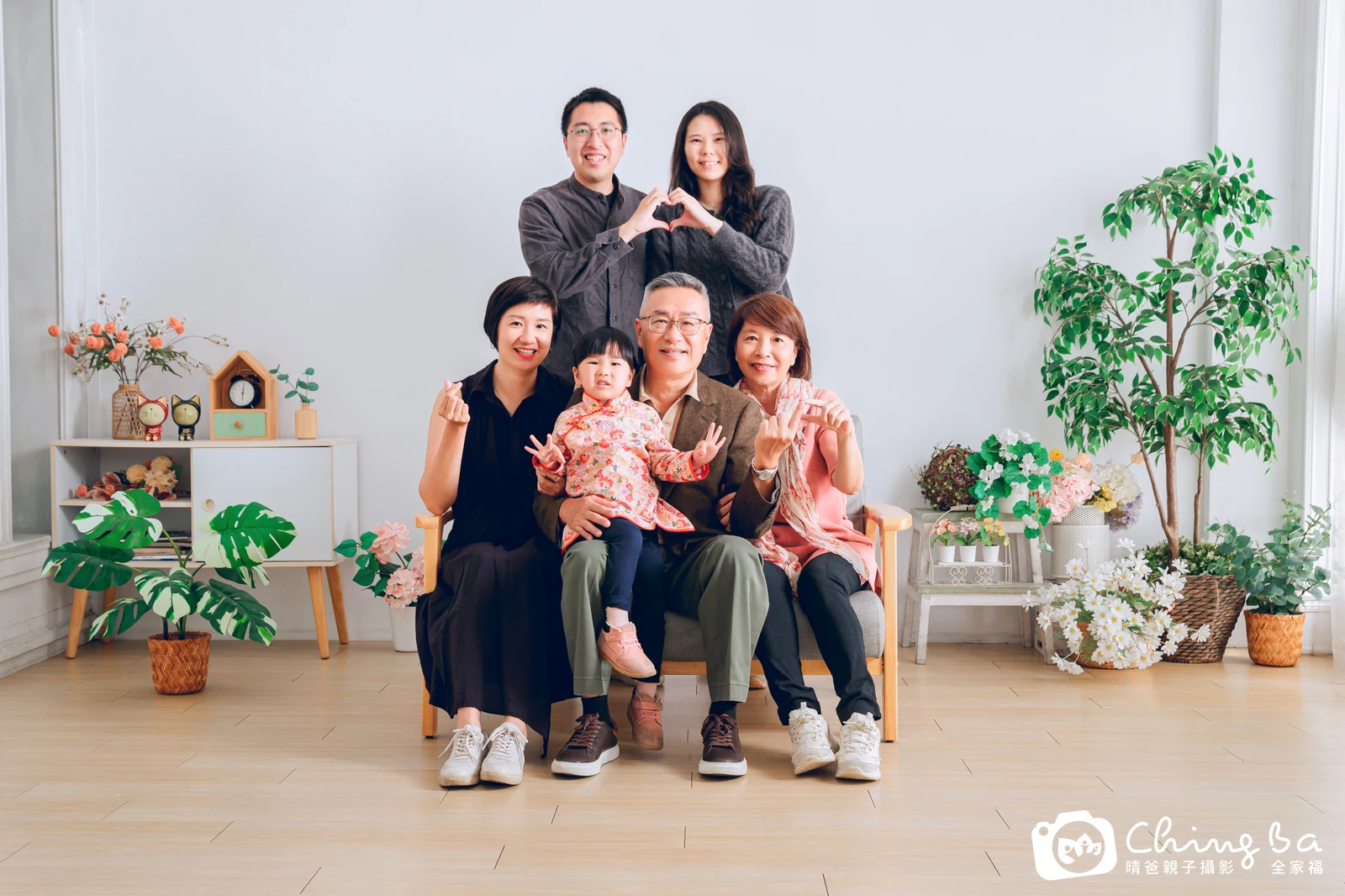家族全家福作品｜2026 年新春｜晴爸親子攝影