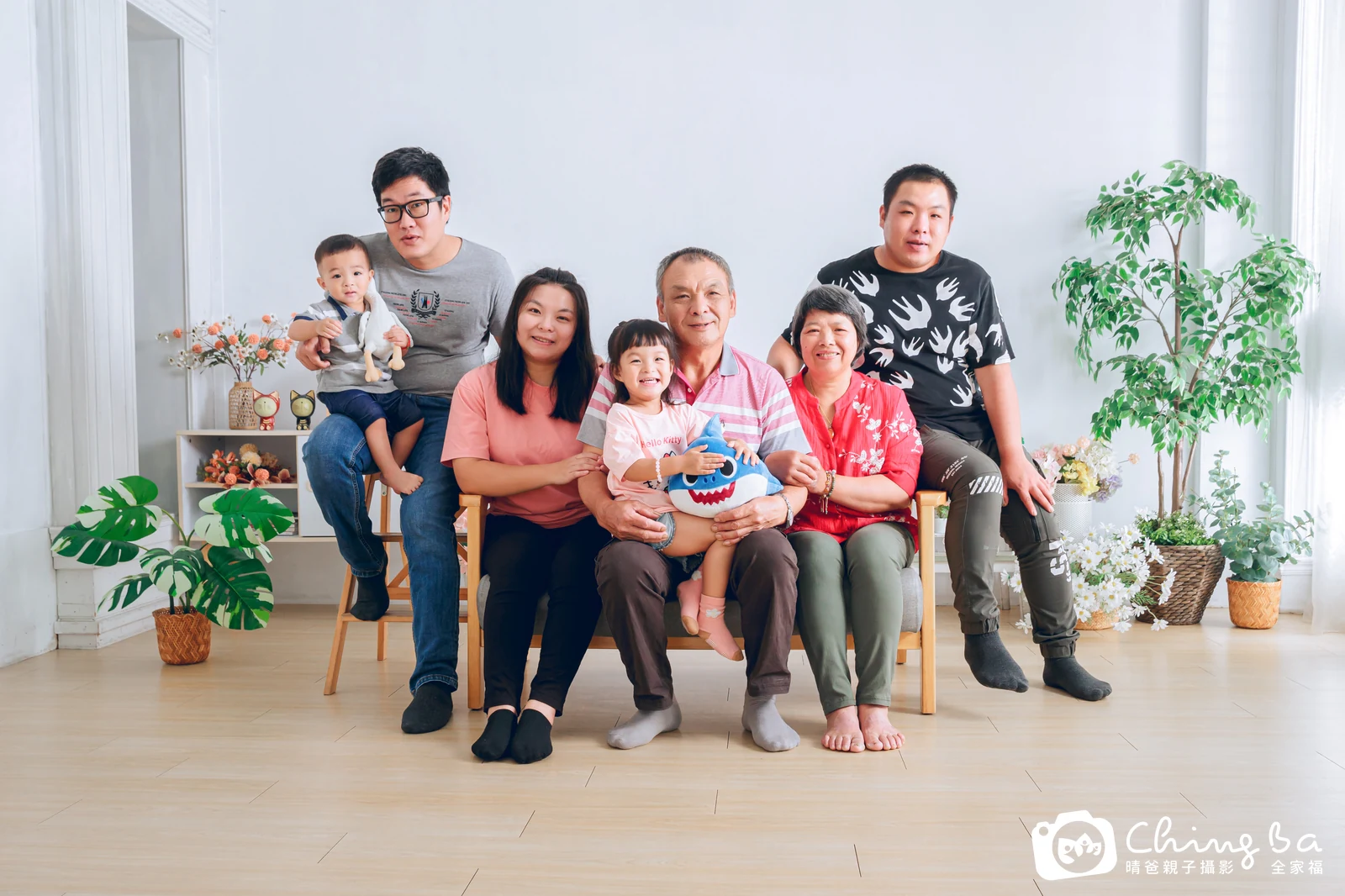 家族全家福作品|2025 年秋季|晴爸親子攝影