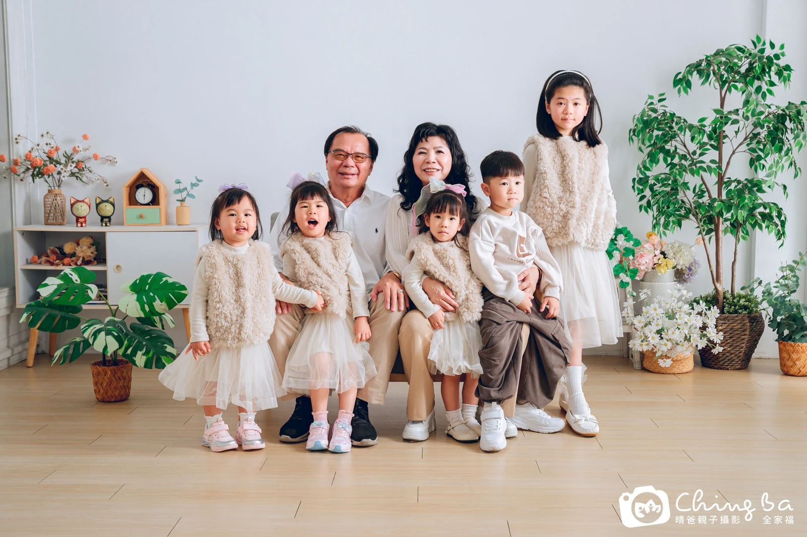 一大家子的家族全家福｜台中家族全家福｜晴爸親子攝影