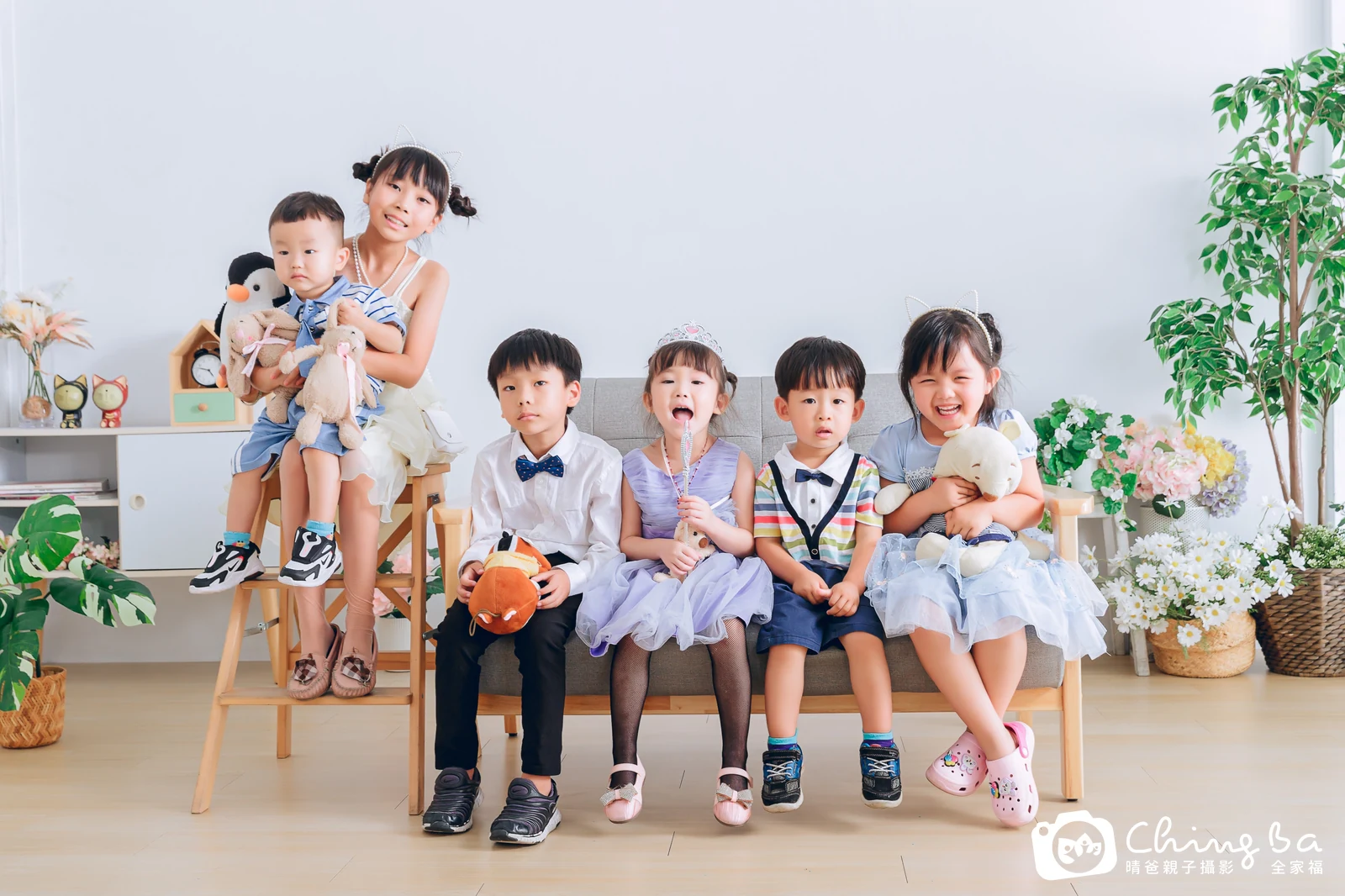 台中攝影棚的家族全家福紀念照