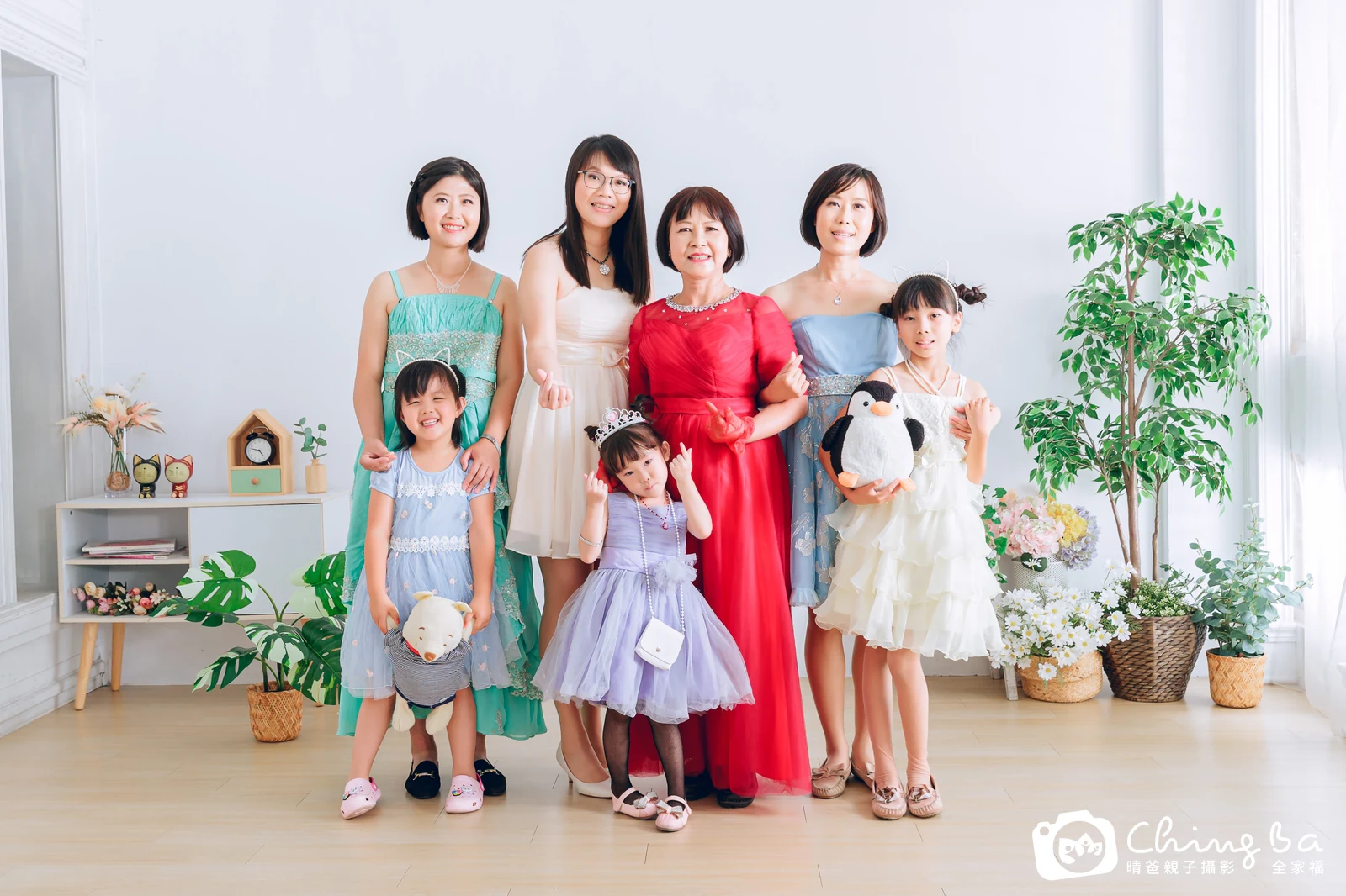 台中攝影棚的家族全家福紀念照