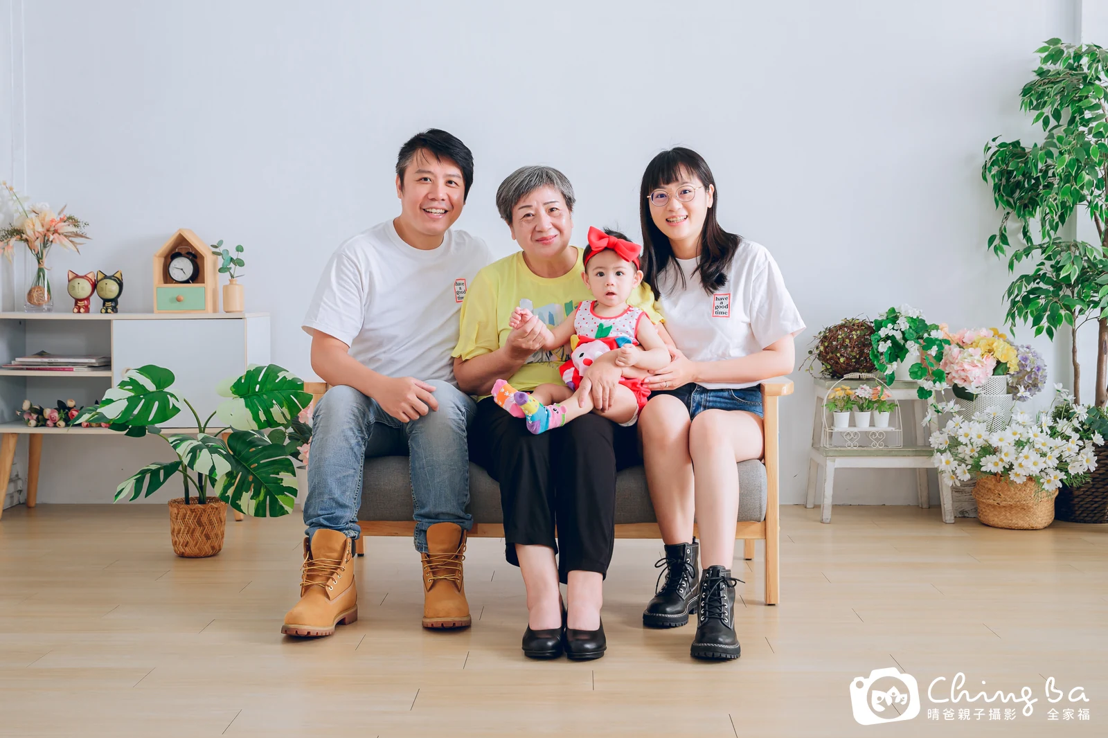 帶著長輩一起來的全家福｜台中家族全家福｜晴爸親子攝影