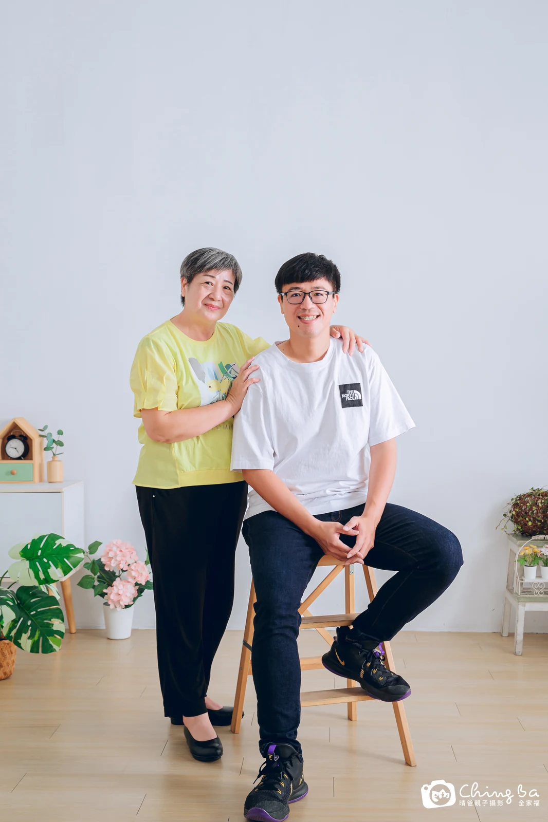 台中攝影棚的家族全家福紀念照