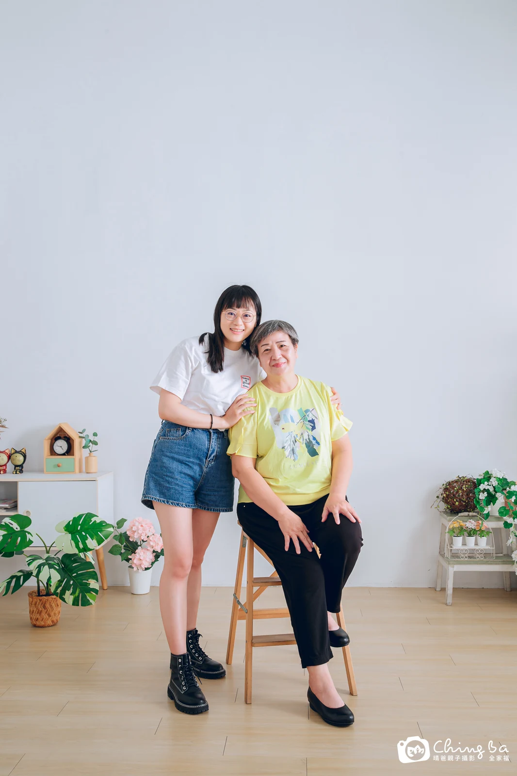 台中攝影棚的家族全家福紀念照