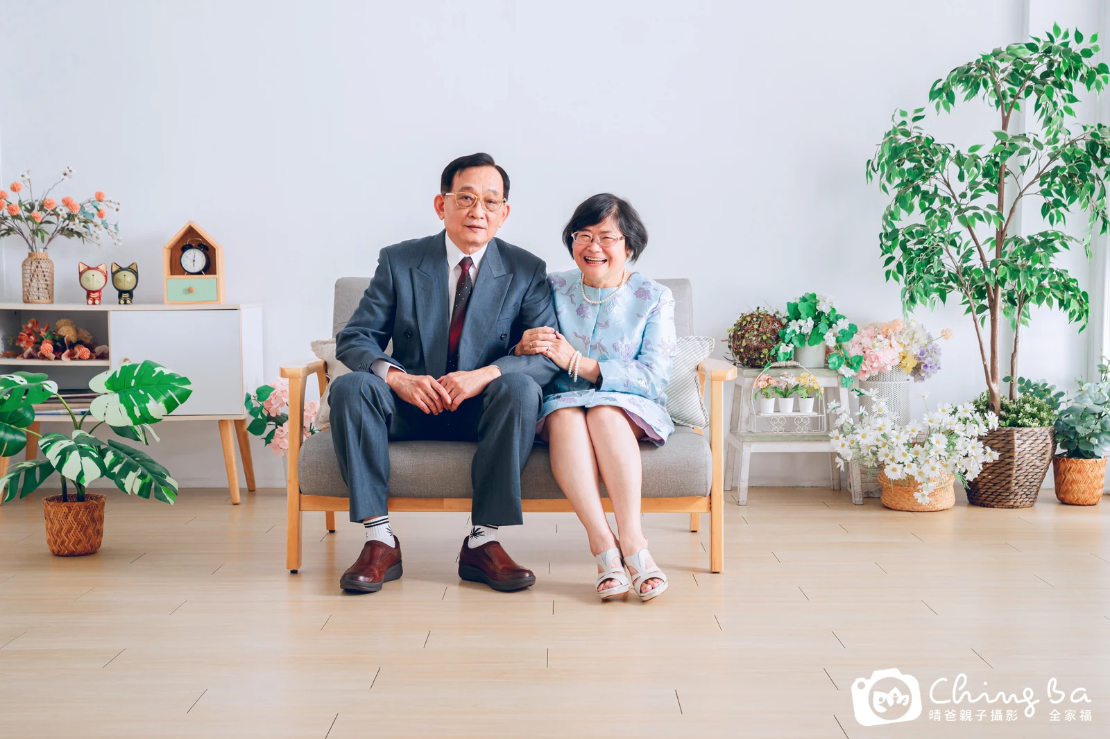2025 年冬季的家族全家福,3 大 0 小