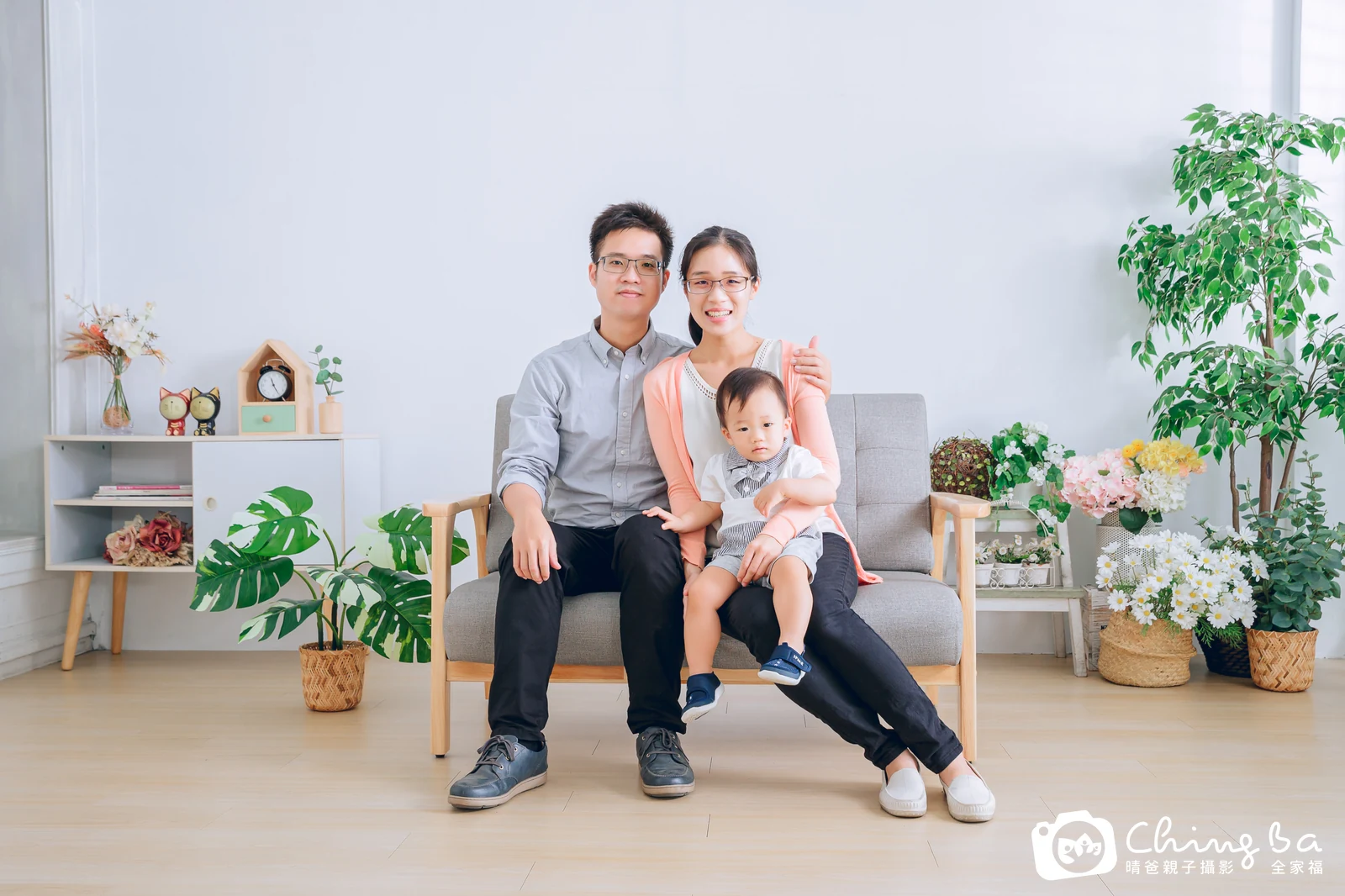 台中攝影棚的家族全家福紀念照