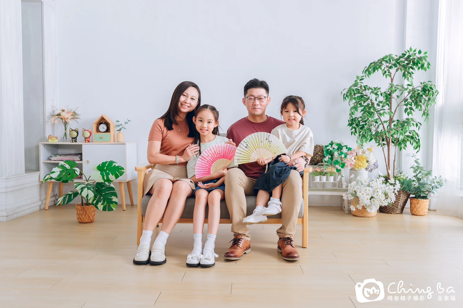 台中攝影棚的家族全家福紀念照