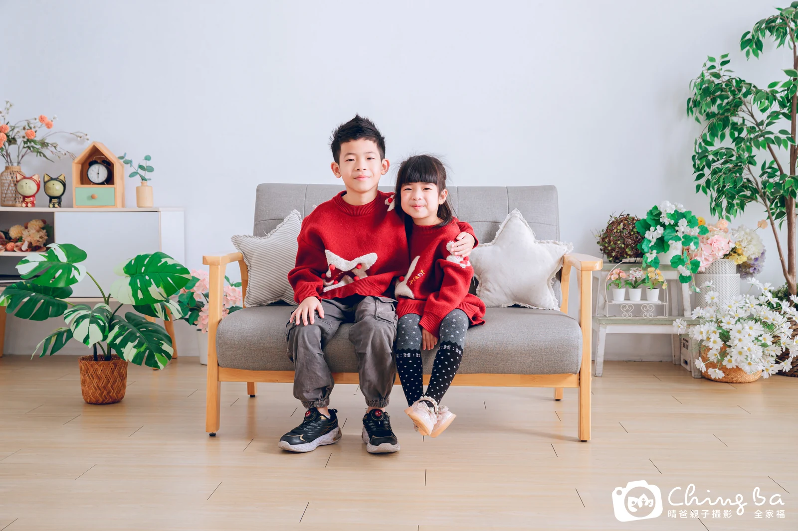 2026 年新春的家族全家福,6 大 2 小
