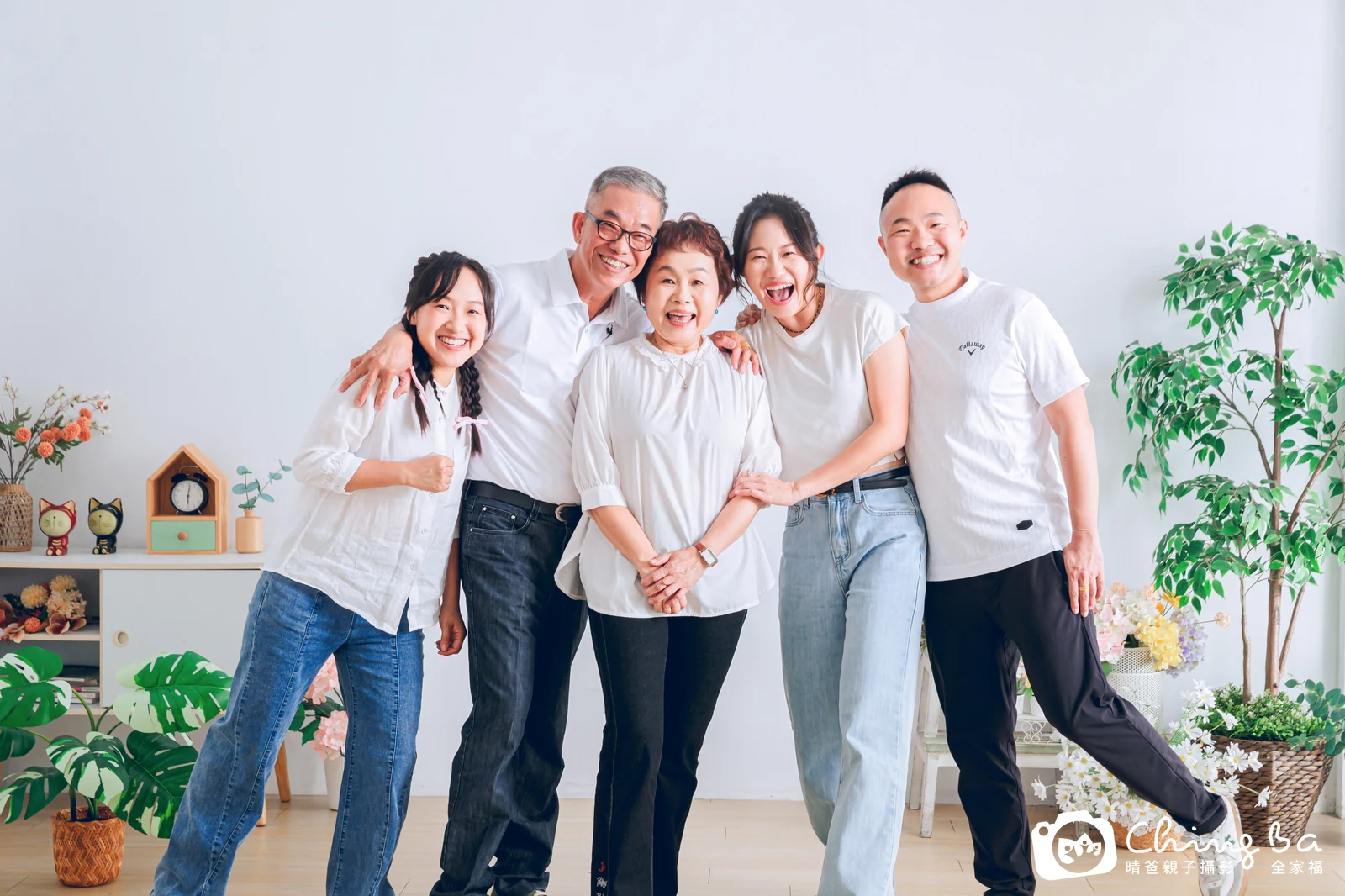 家族全家福作品｜2025 年夏季｜晴爸親子攝影