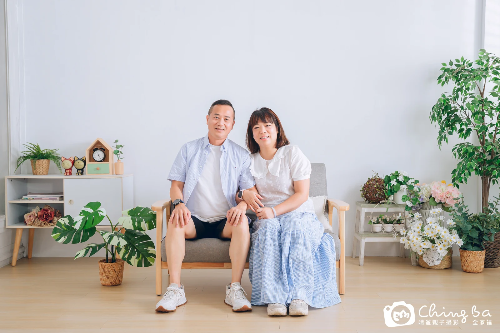 2022 年秋季的家族全家福,9 大 1 小