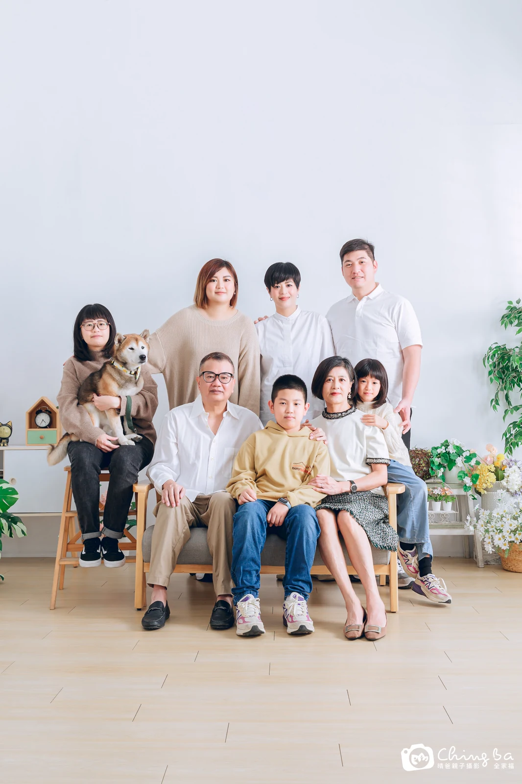 台中攝影棚的家族全家福紀念照