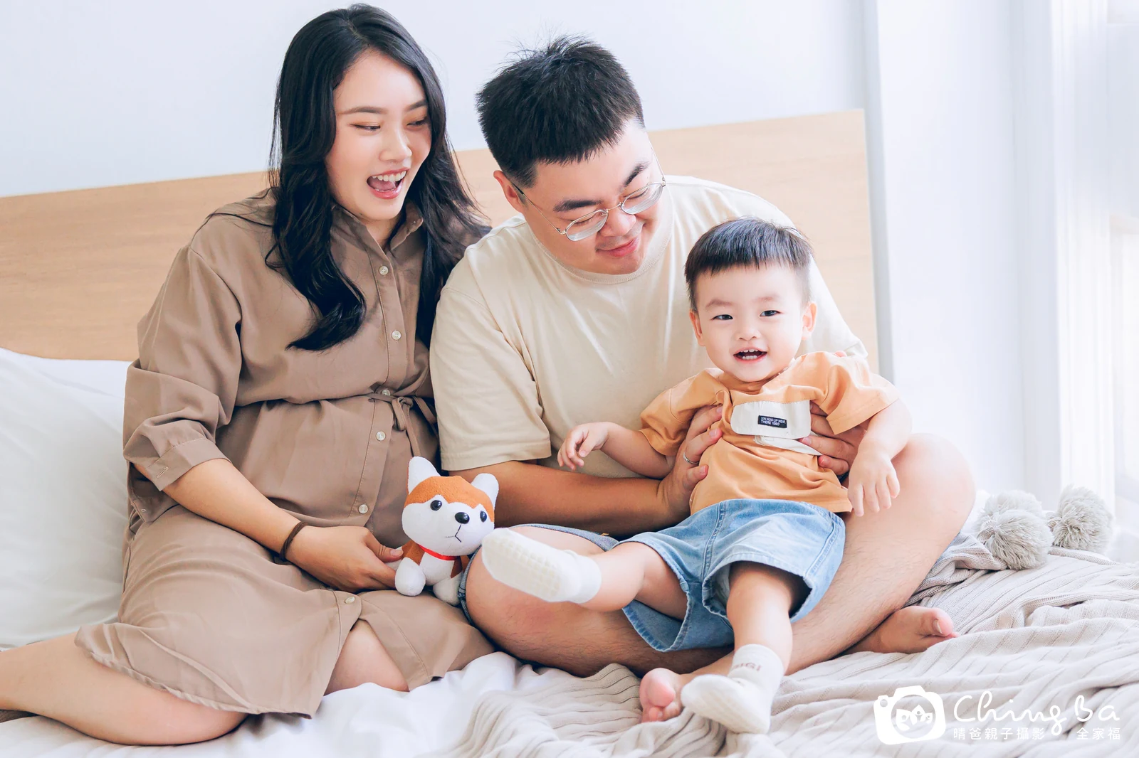 棚內親子寫真作品照|2025 年秋季|晴爸親子攝影