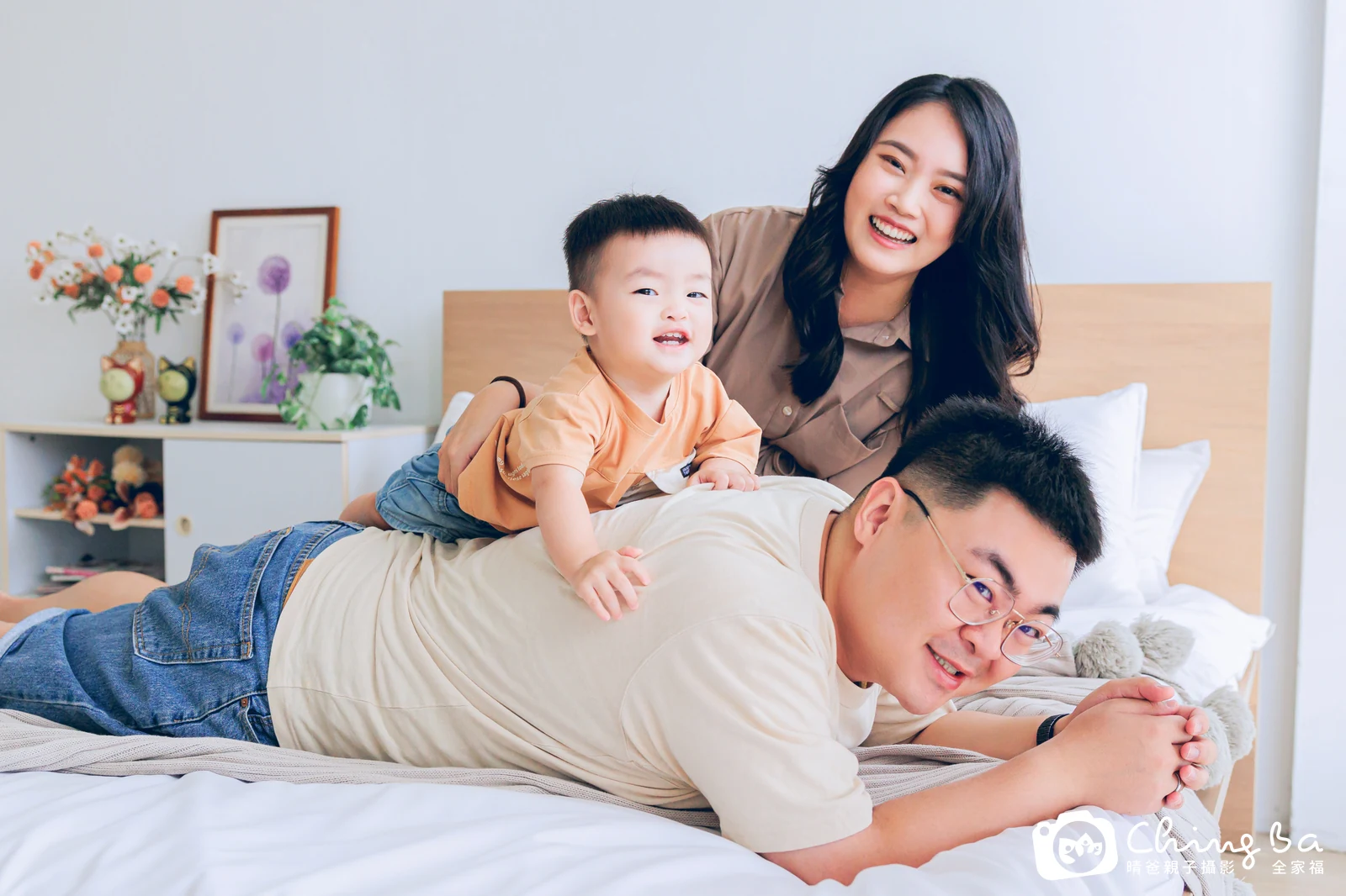 棚內親子寫真作品照|2025 年秋季|晴爸親子攝影