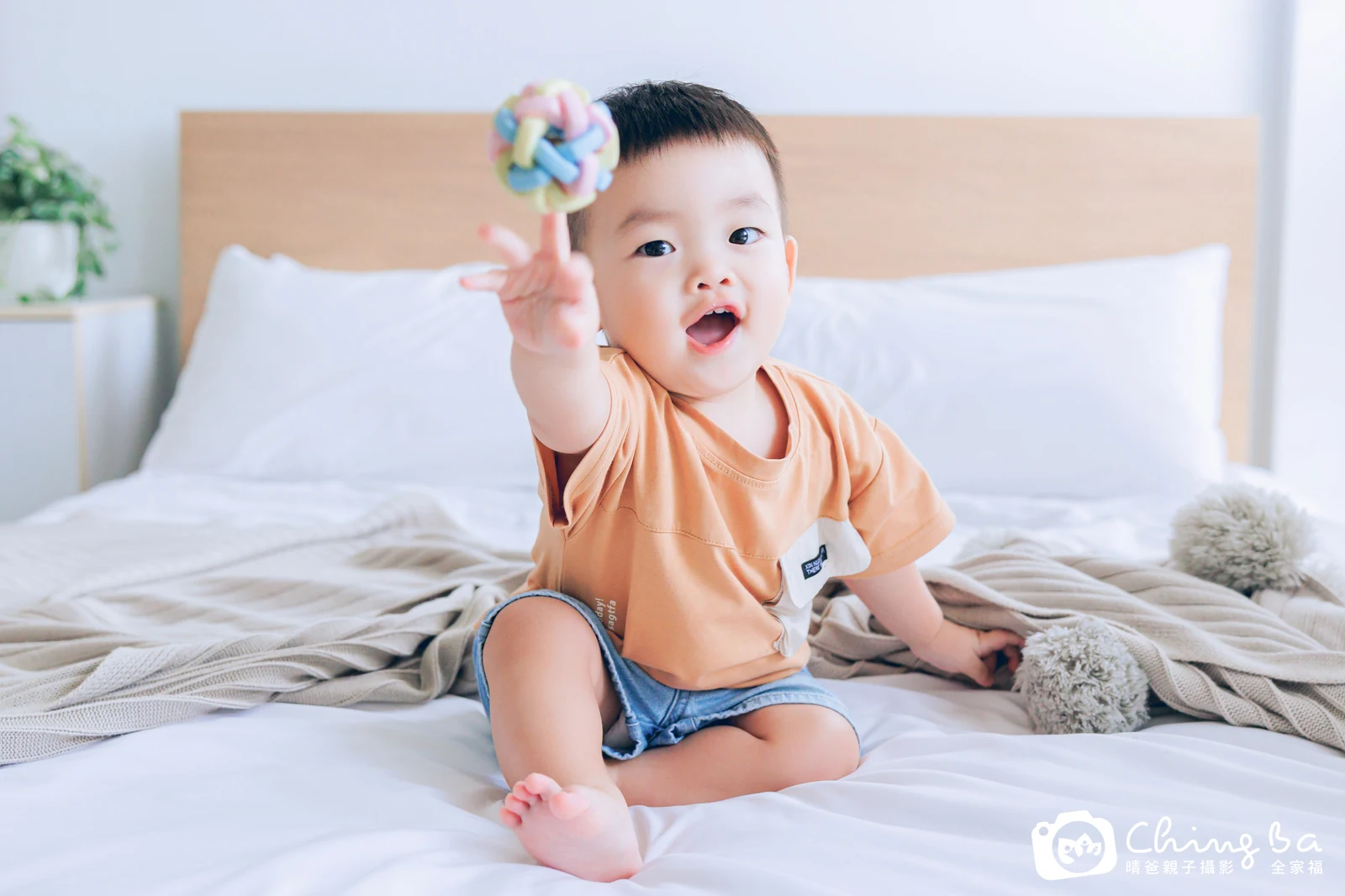 棚內親子寫真作品照|2025 年秋季|晴爸親子攝影