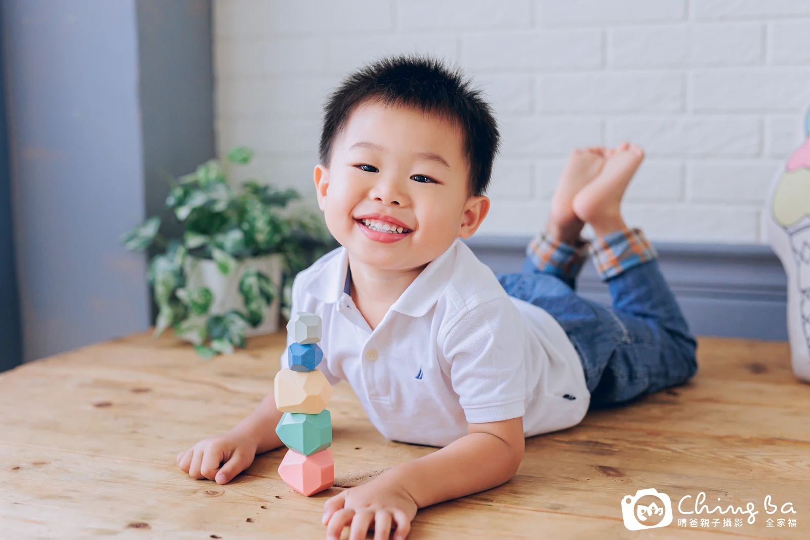 棚內親子寫真作品照｜2023 年夏季｜晴爸親子攝影