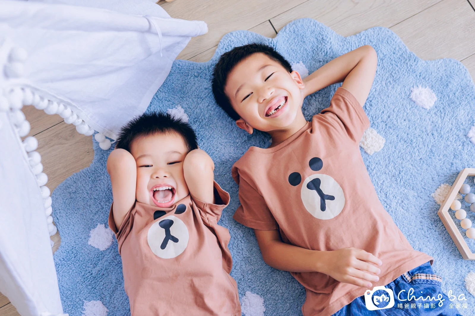 棚內親子寫真作品照｜2023 年夏季｜晴爸親子攝影