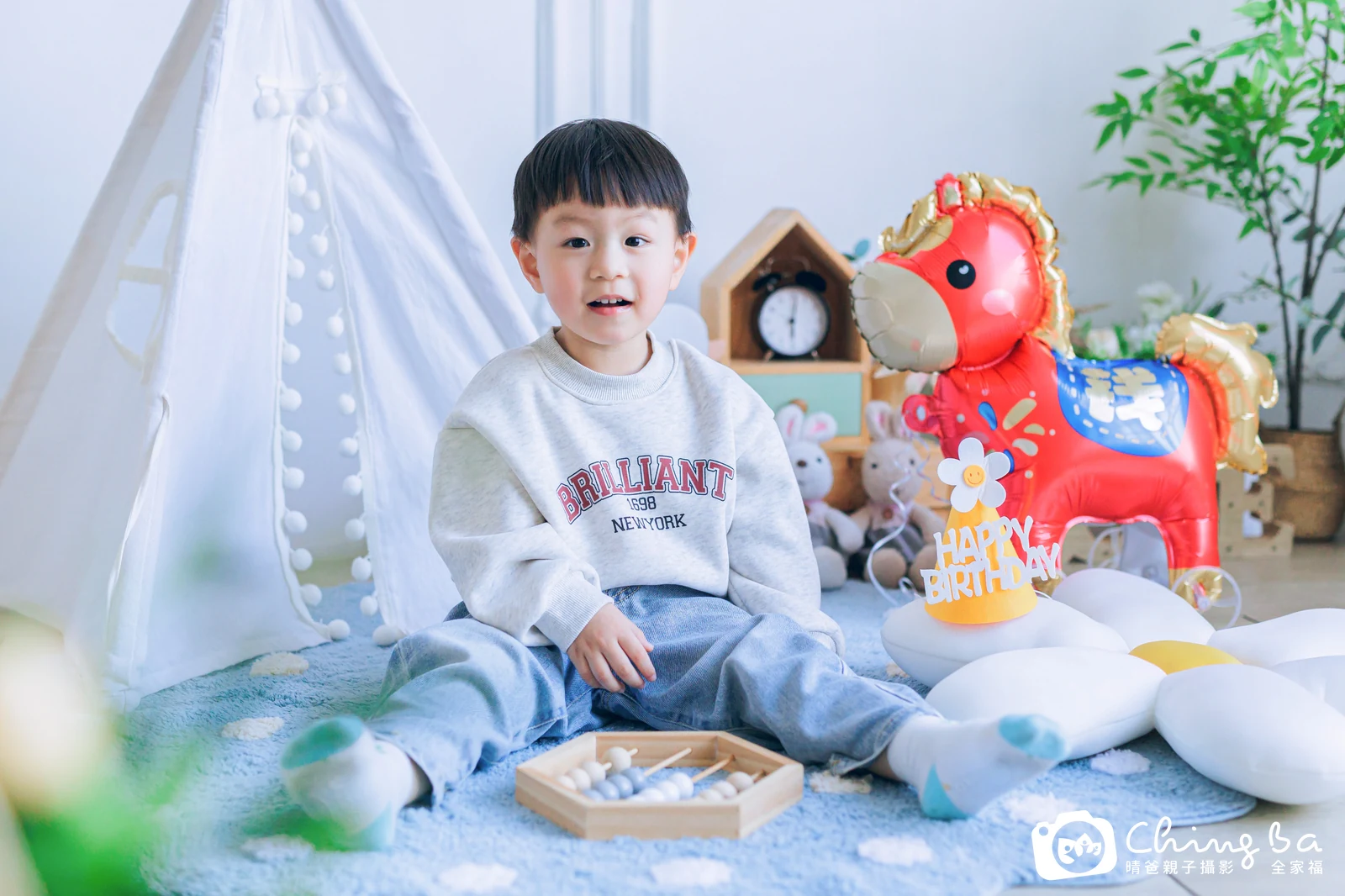 棚內親子寫真作品照｜2026 年冬季｜晴爸親子攝影
