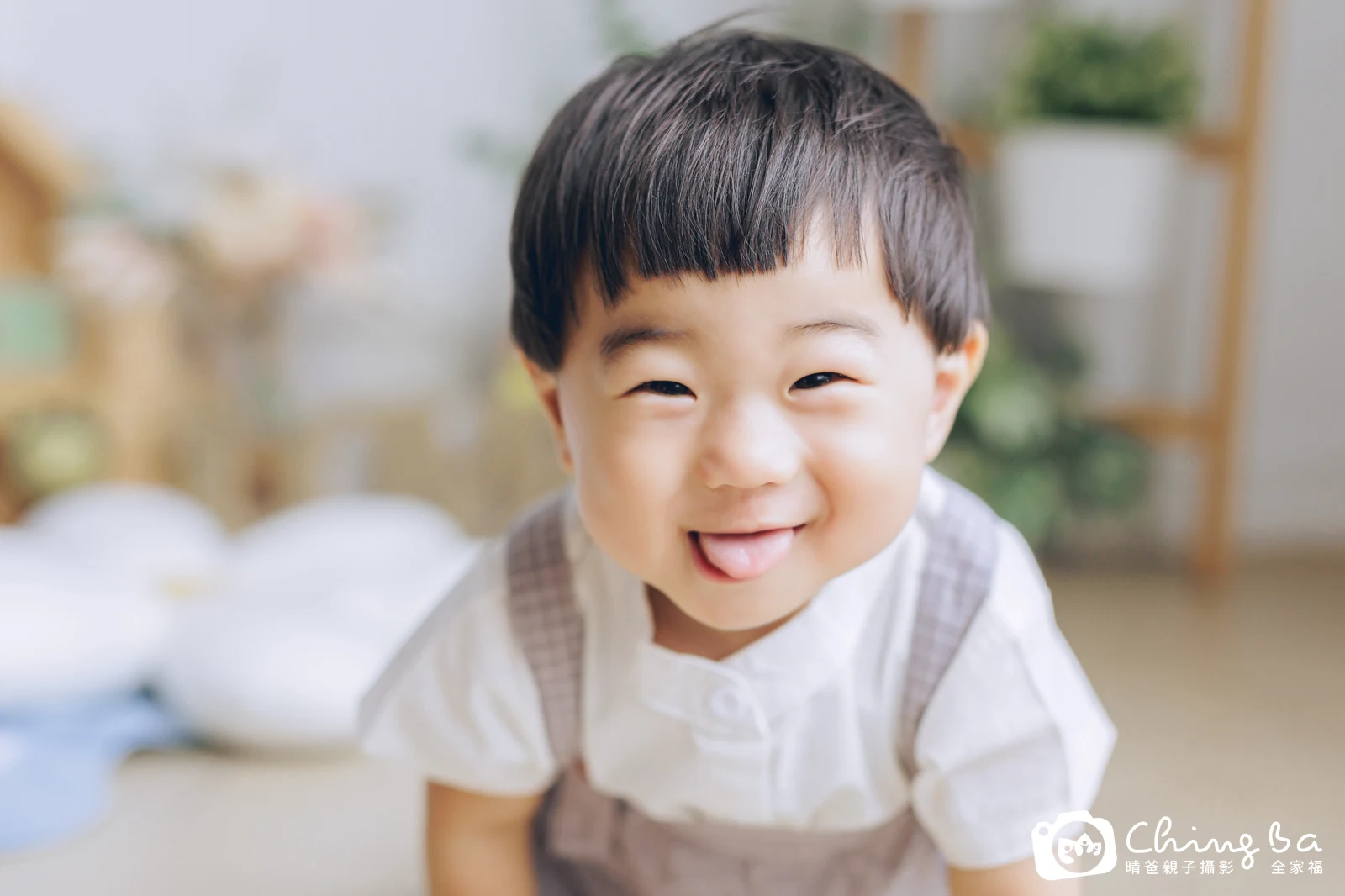 棚內親子寫真作品照｜2023 年夏季｜晴爸親子攝影