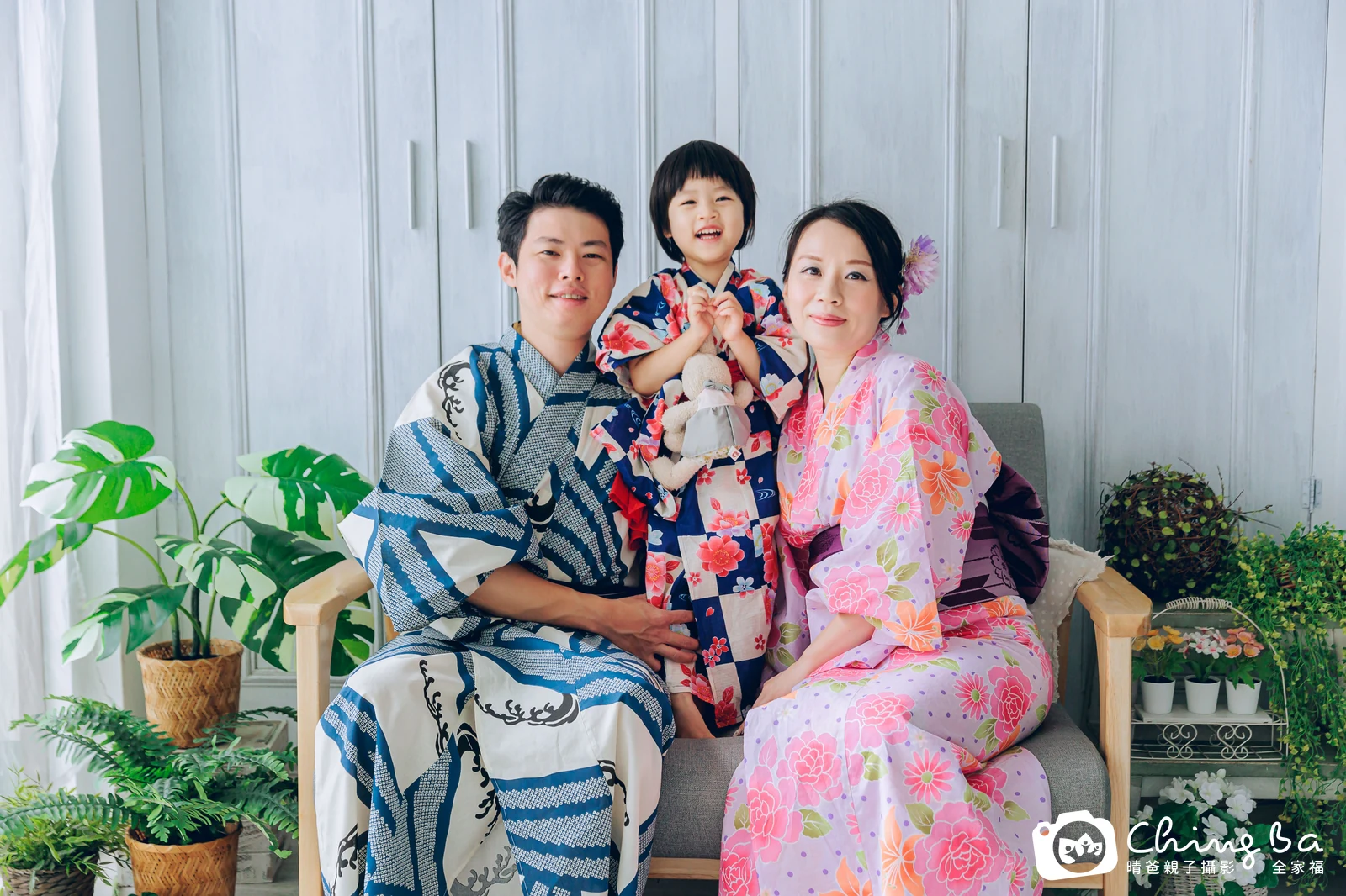 棚內親子寫真作品照｜2023 年春季｜晴爸親子攝影
