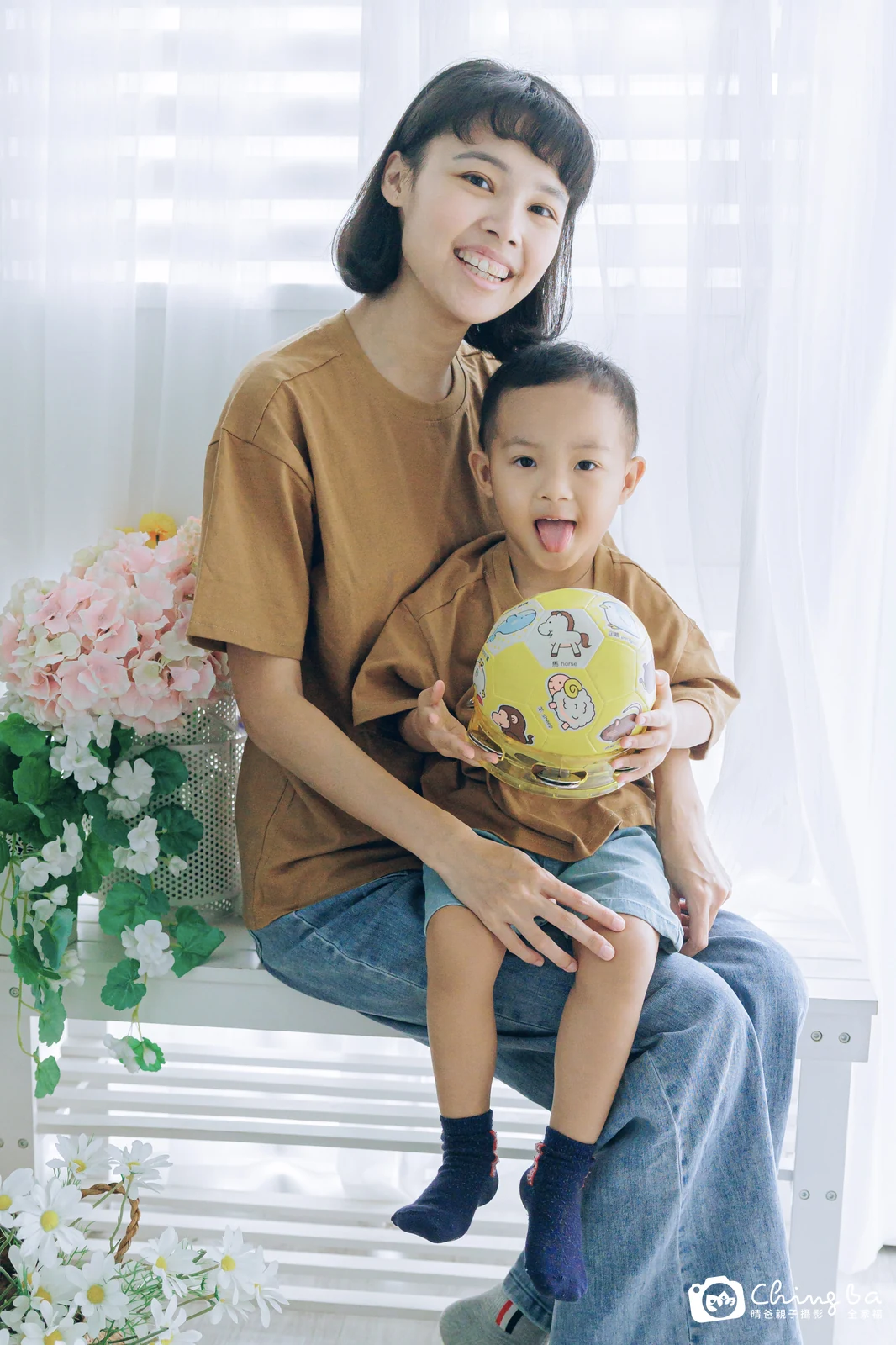 棚內親子寫真作品照｜2026 年秋季｜晴爸親子攝影