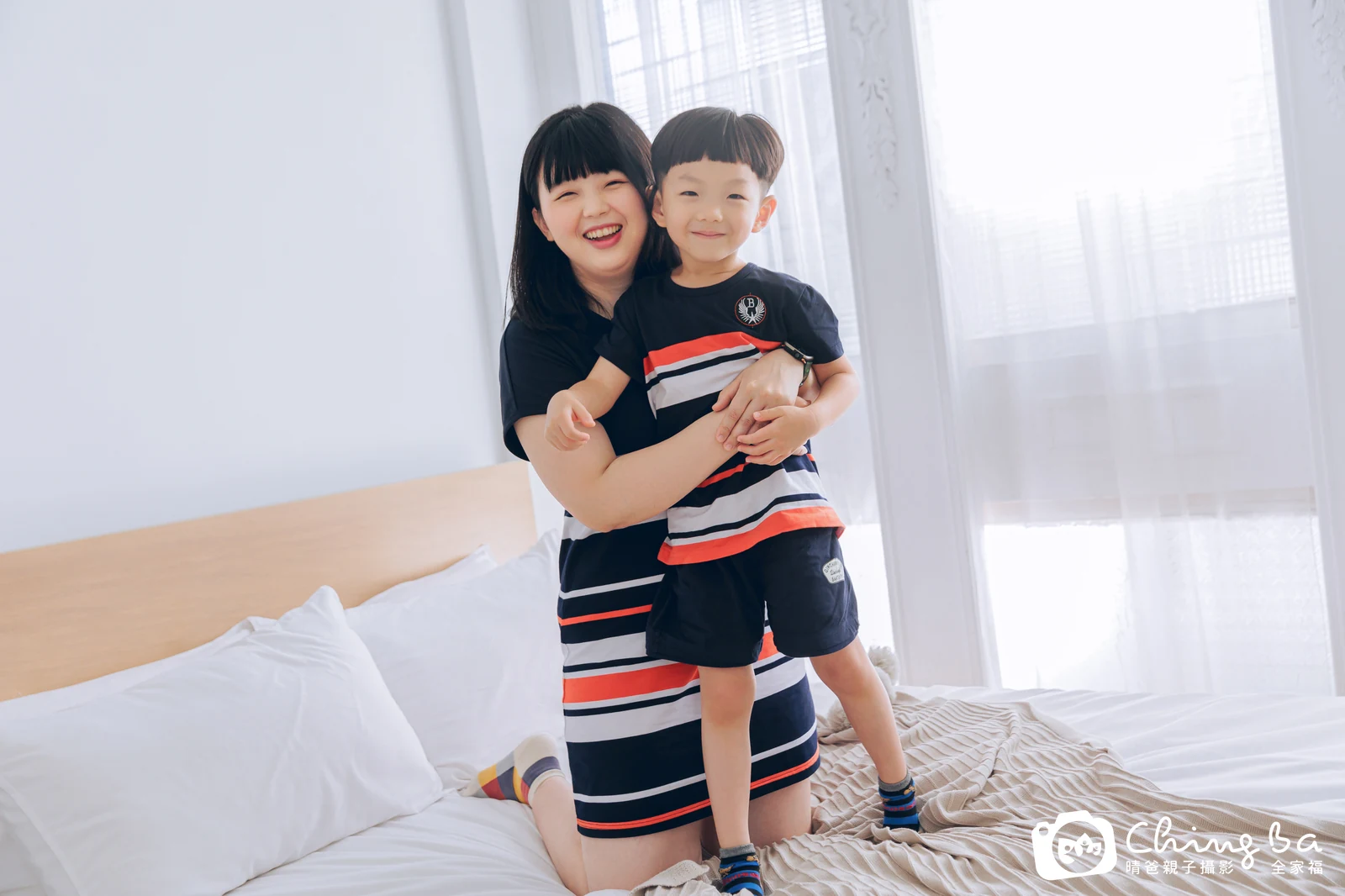 棚內親子寫真作品照|2025 年夏季|晴爸親子攝影