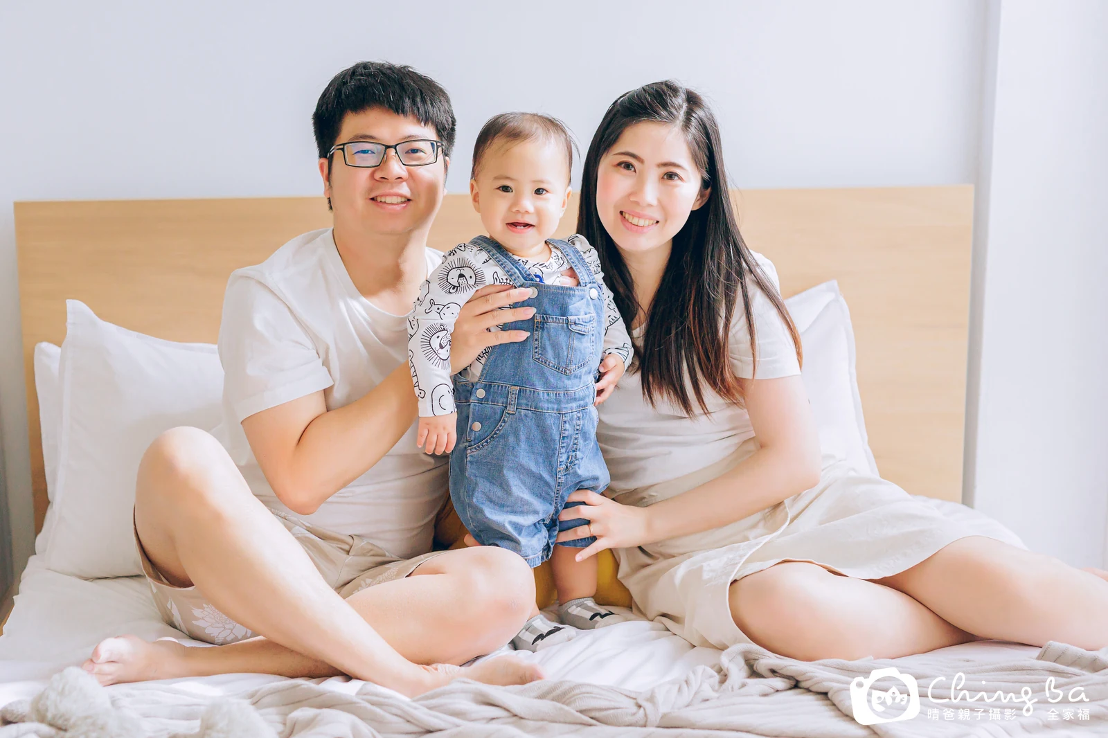 棚內親子寫真作品照｜2022 年冬季｜晴爸親子攝影
