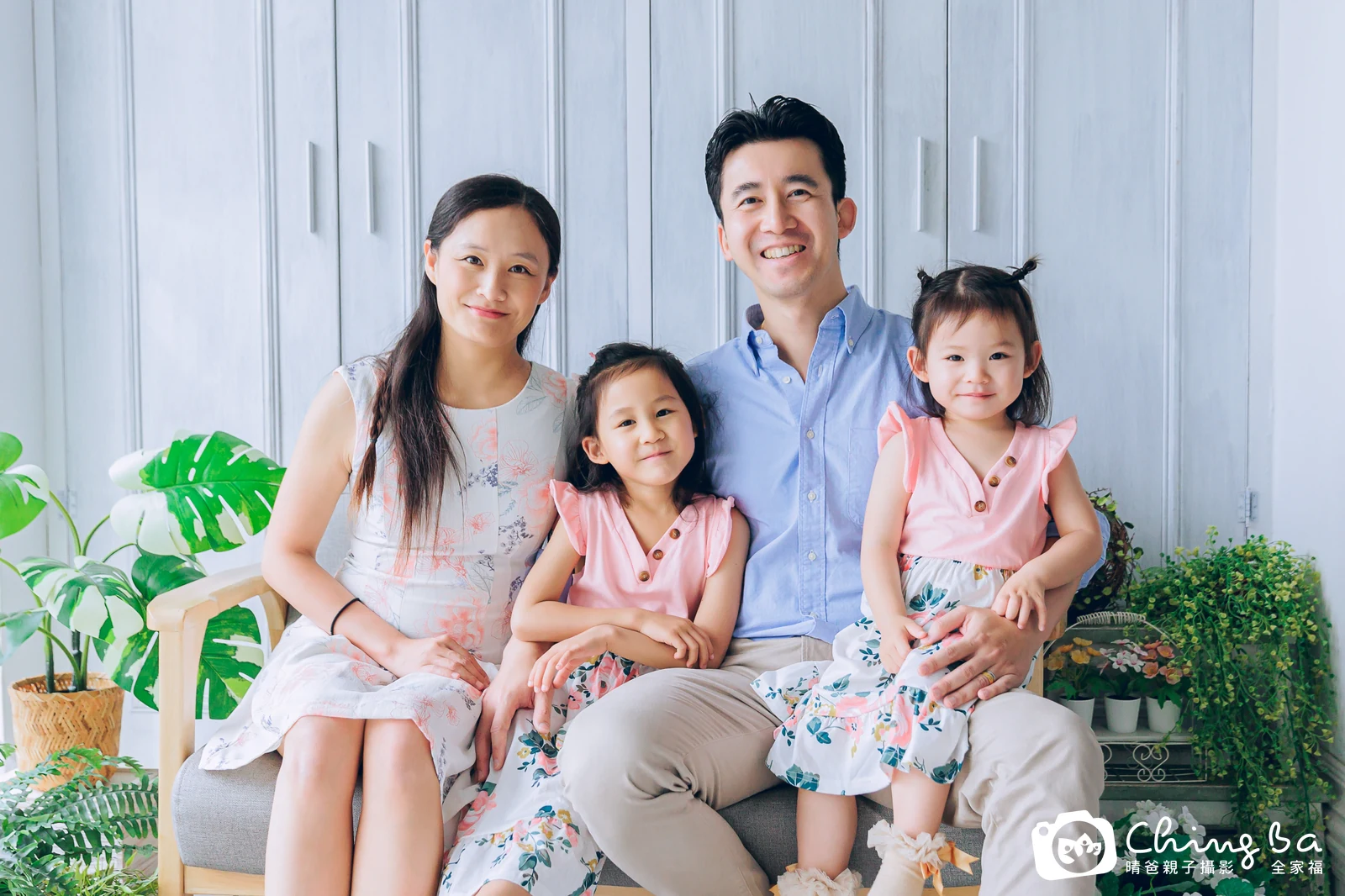 棚內親子寫真作品照｜2024 年冬季｜晴爸親子攝影