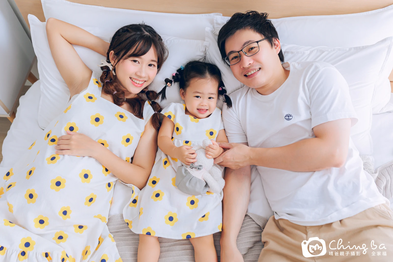 棚內親子寫真作品照｜2025 年夏季｜晴爸親子攝影
