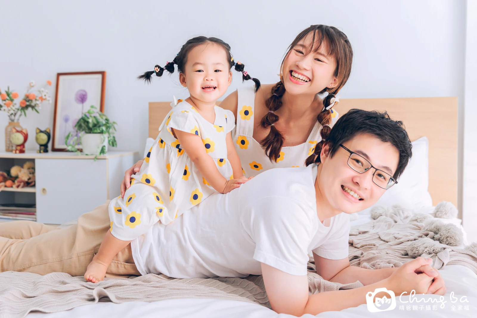 棚內親子寫真作品照｜2025 年夏季｜晴爸親子攝影