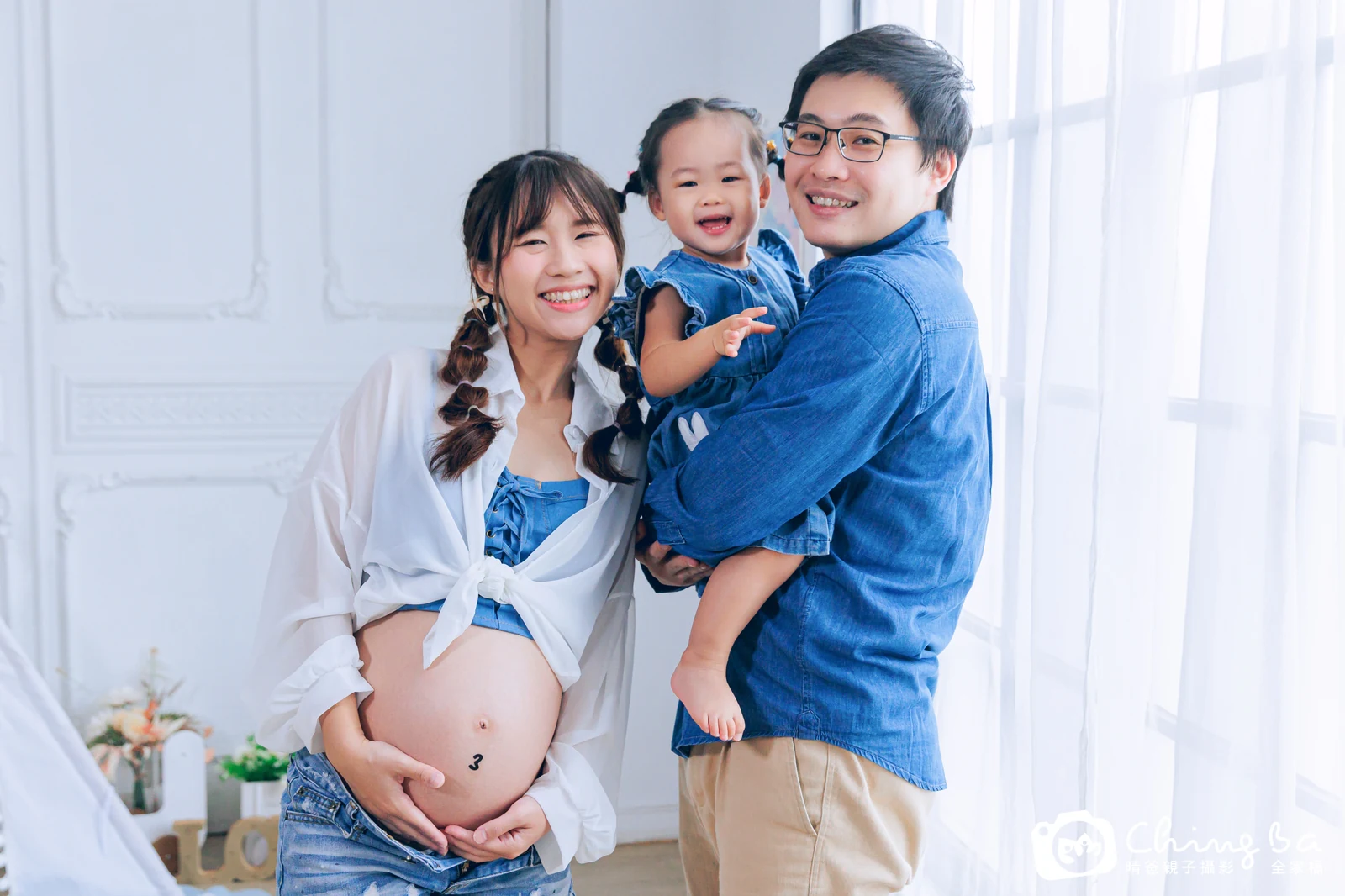 棚內親子寫真作品照｜2025 年夏季｜晴爸親子攝影